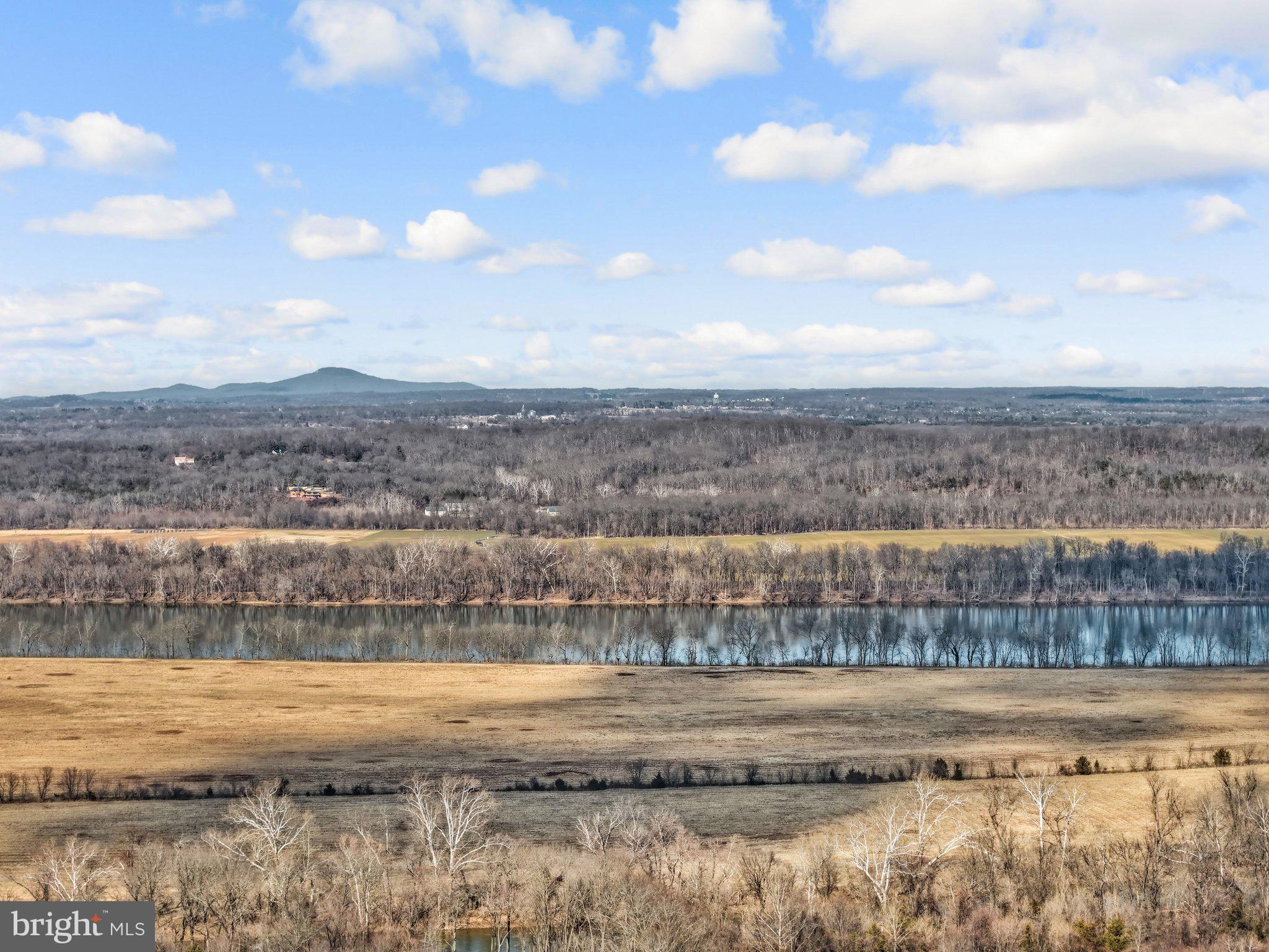 POTOMAC FARMS - Residential