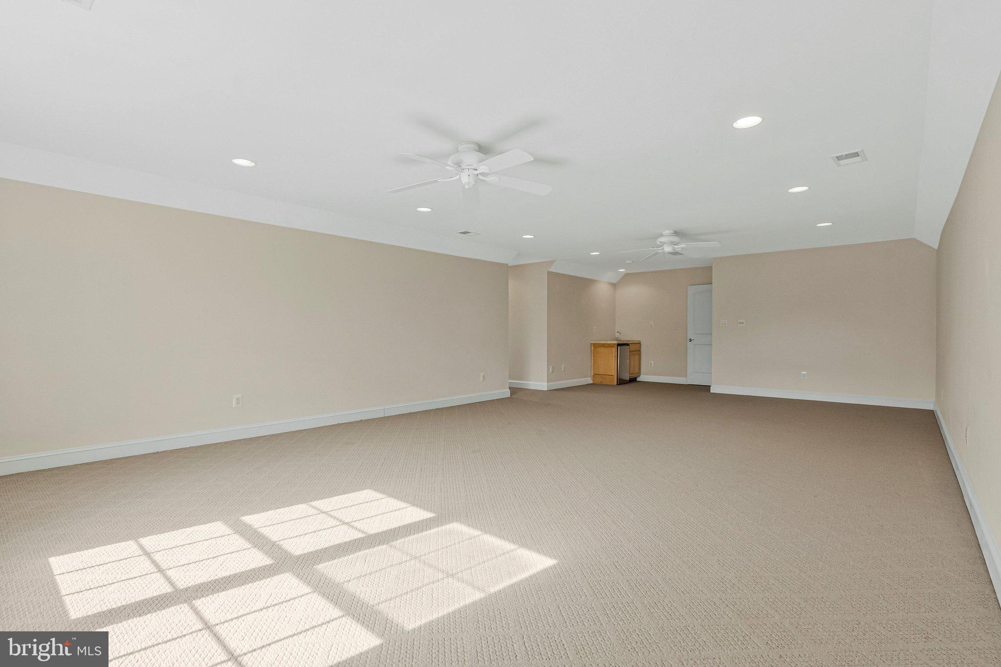 POTOMAC FARMS - Residential