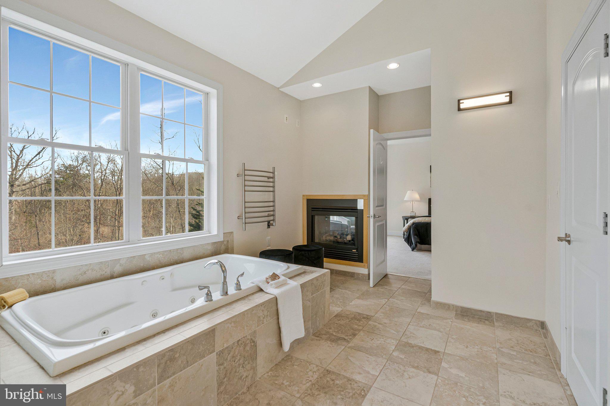 POTOMAC FARMS - Residential