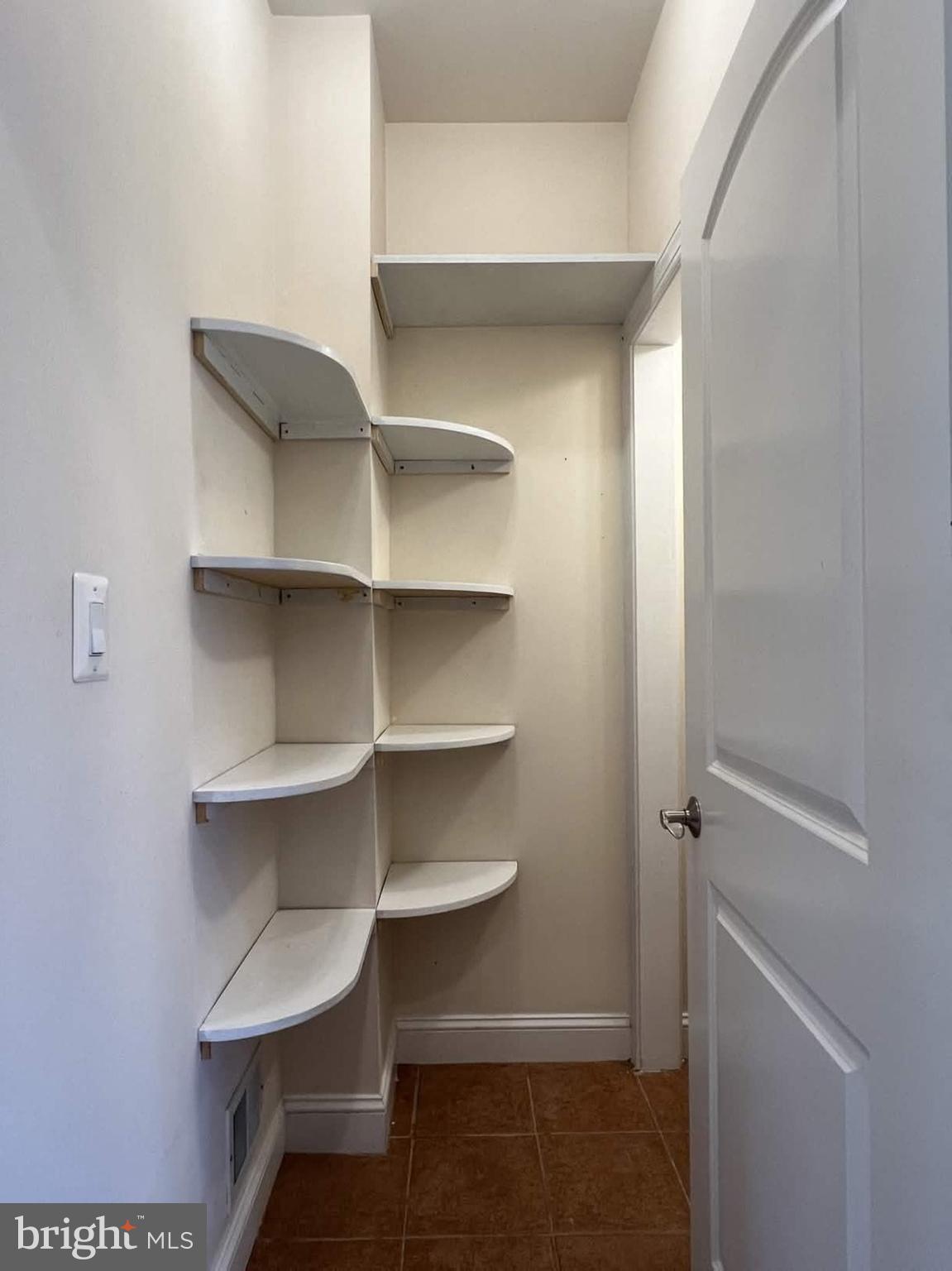 POTOMAC FARMS - Residential