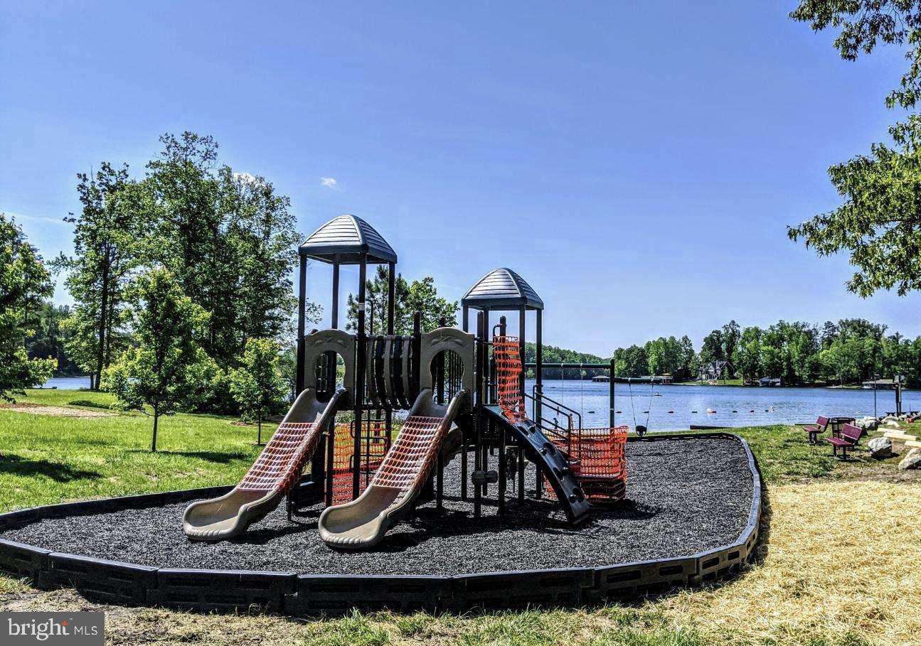 THE WATERS AT LAKE ANNA - Land