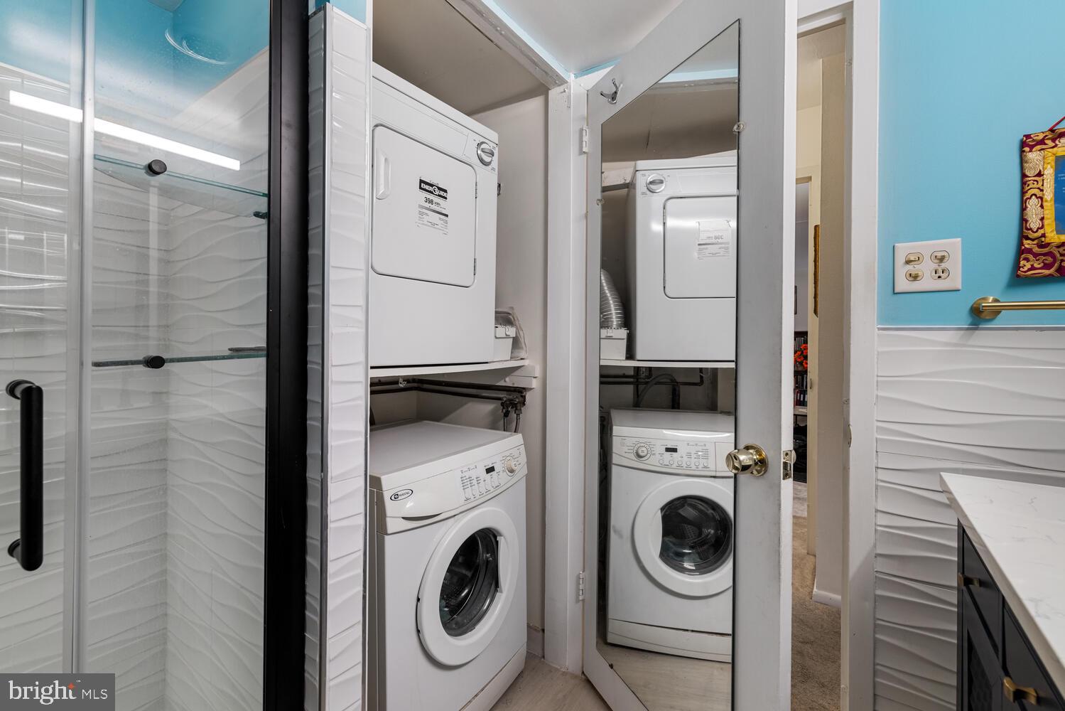 RIVER PARK - Residential