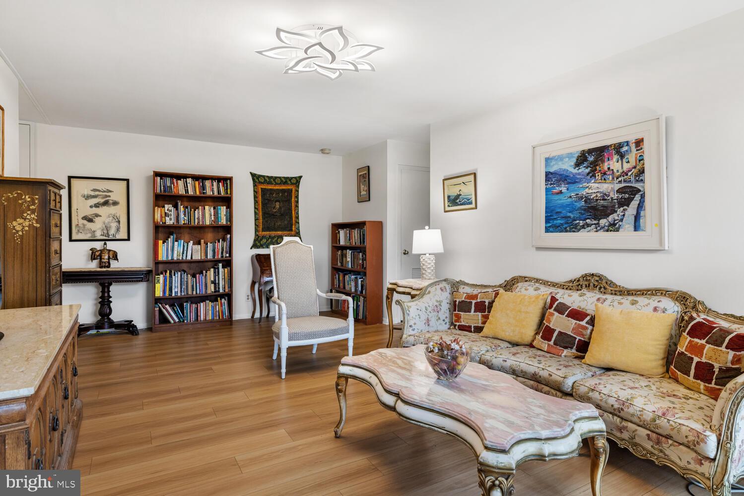 RIVER PARK - Residential