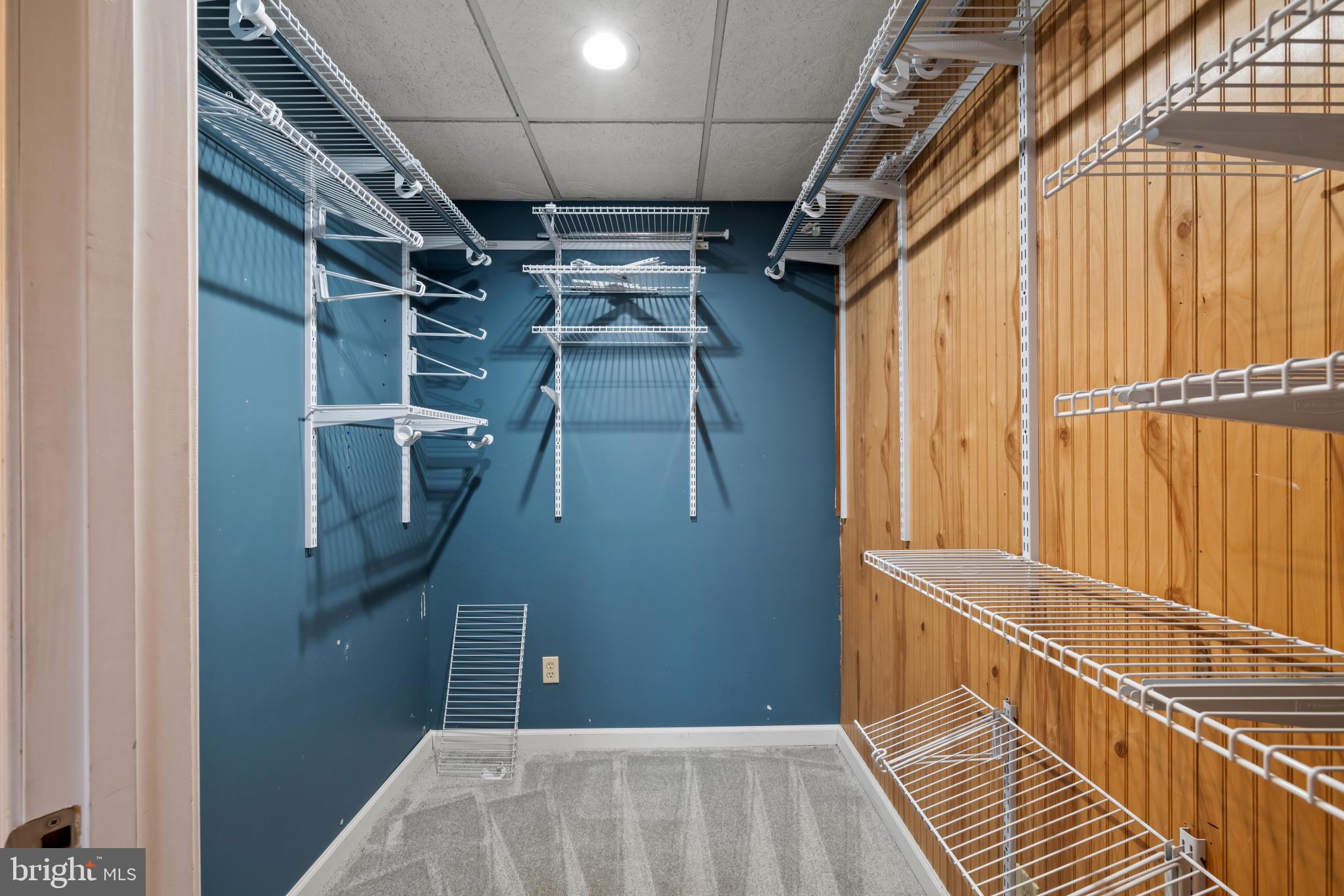 GREEN FIELD - Residential Lease