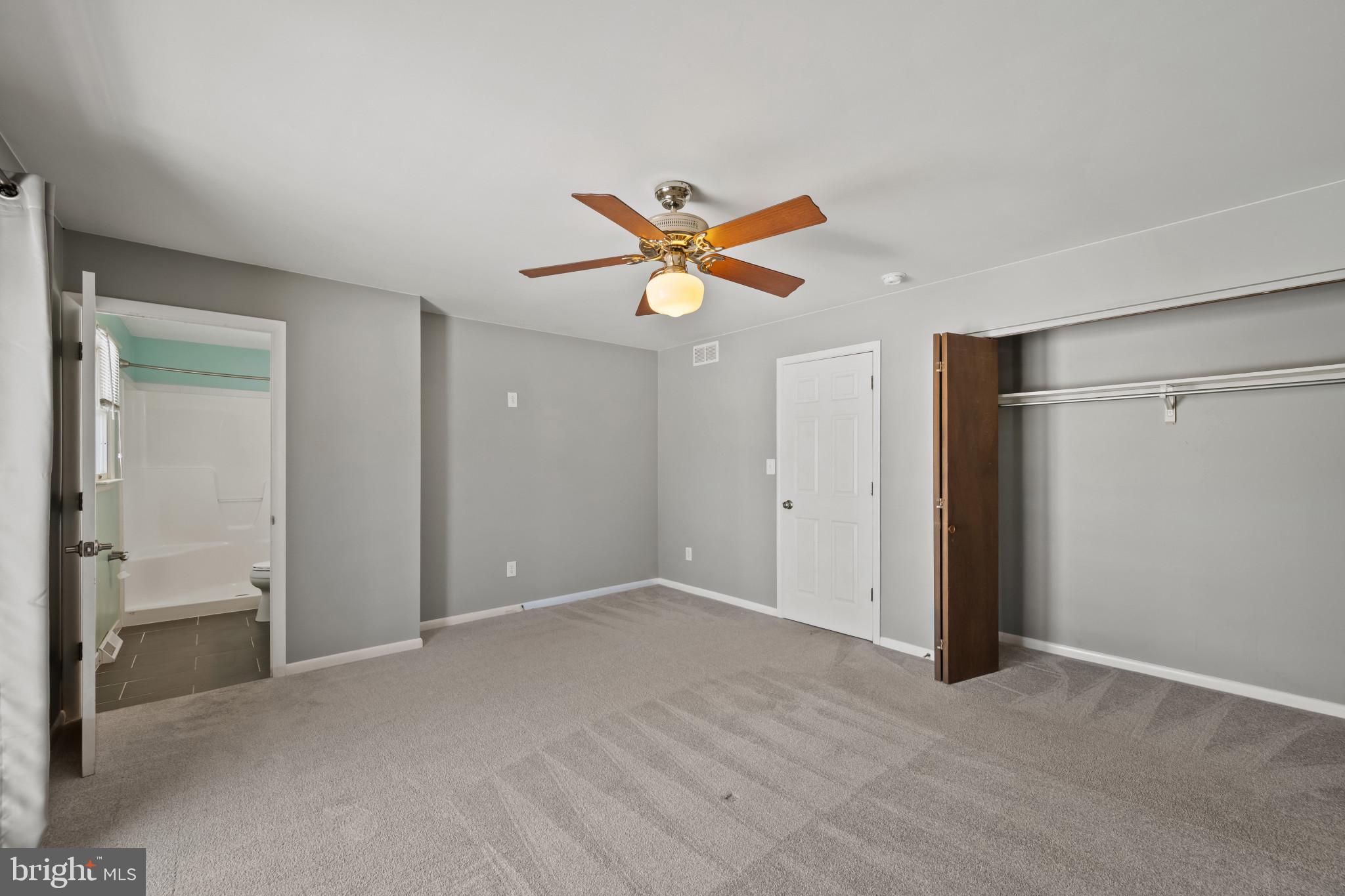 GREEN FIELD - Residential Lease