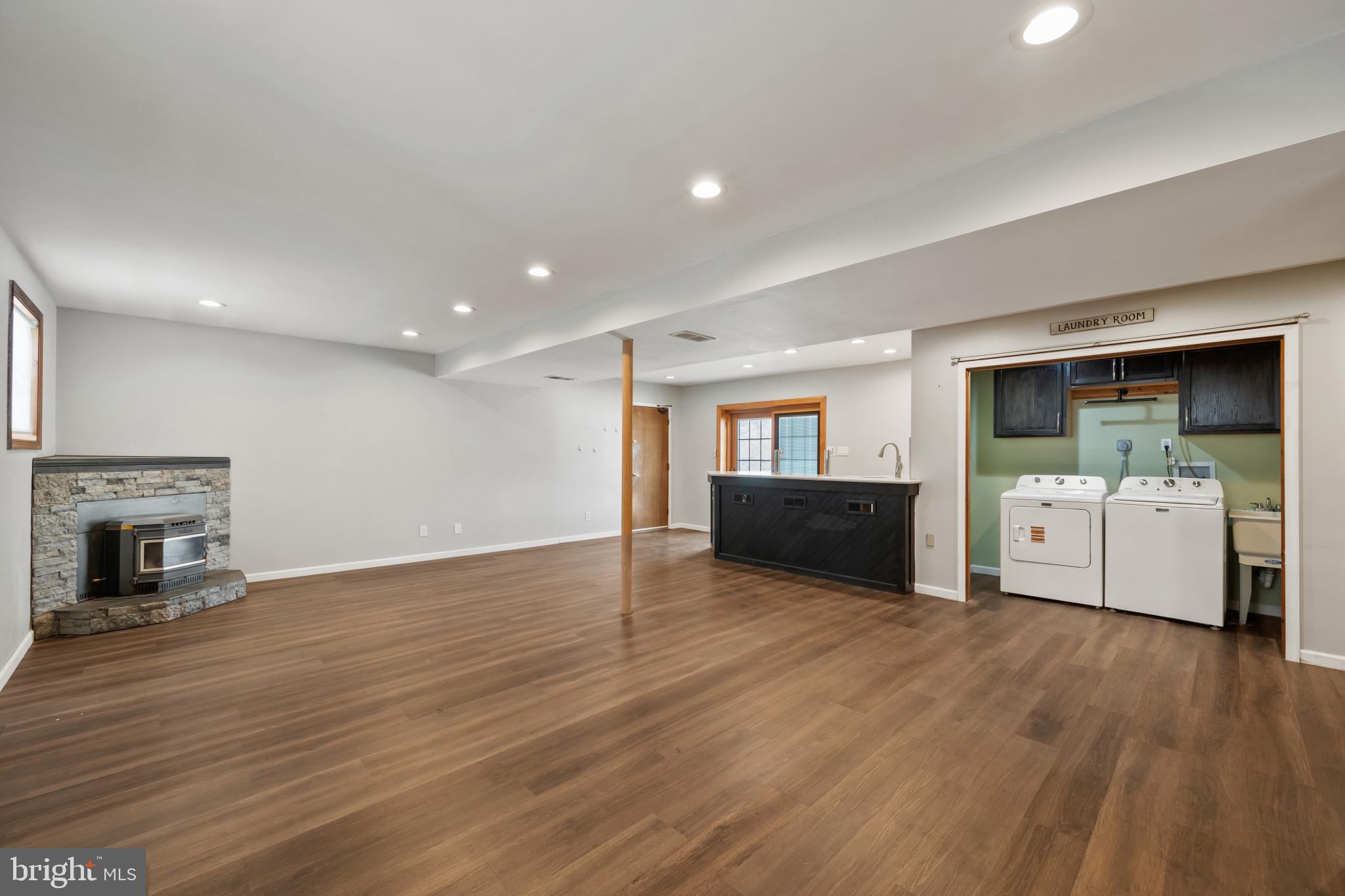 GREEN FIELD - Residential Lease