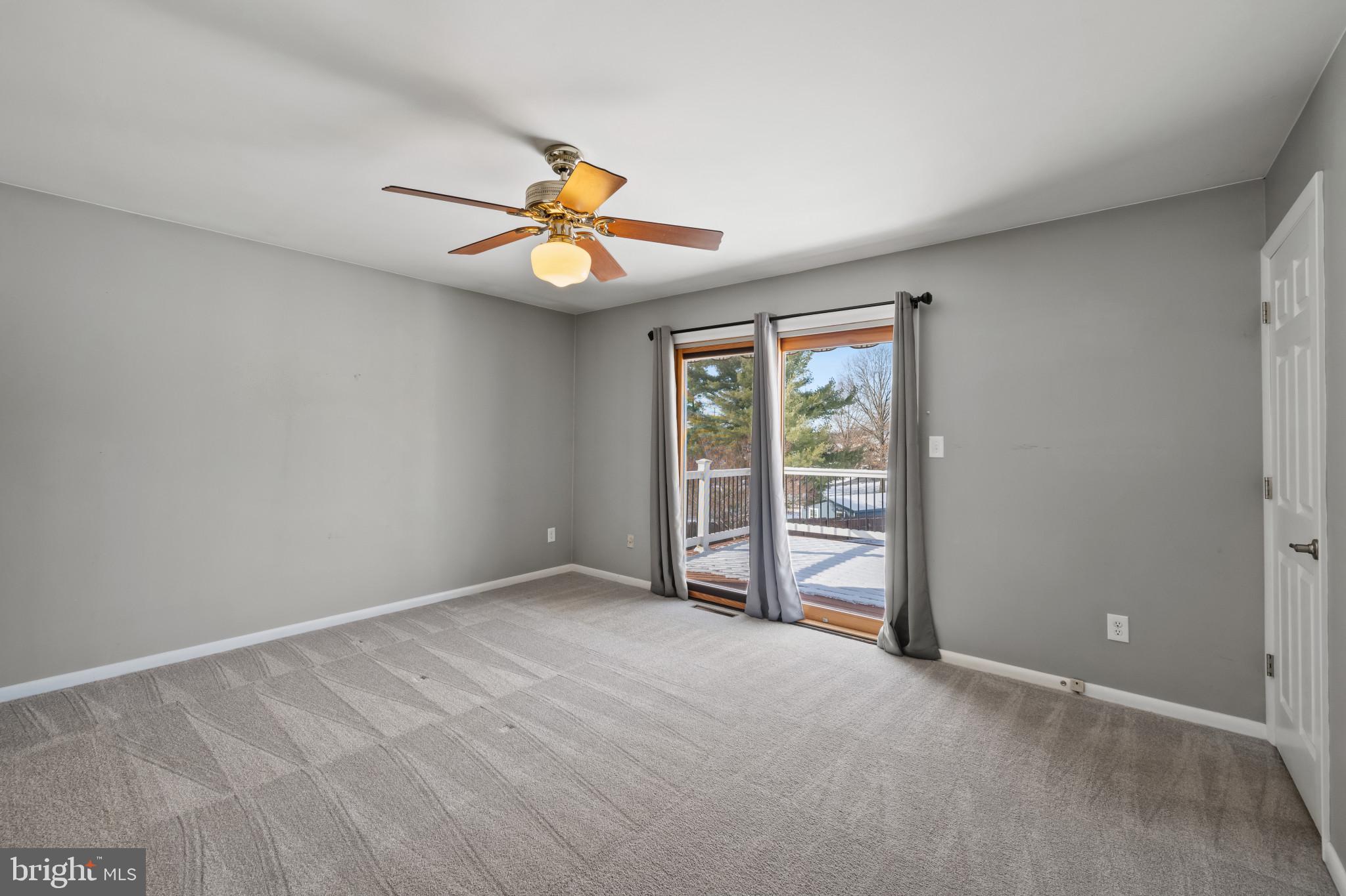 GREEN FIELD - Residential Lease