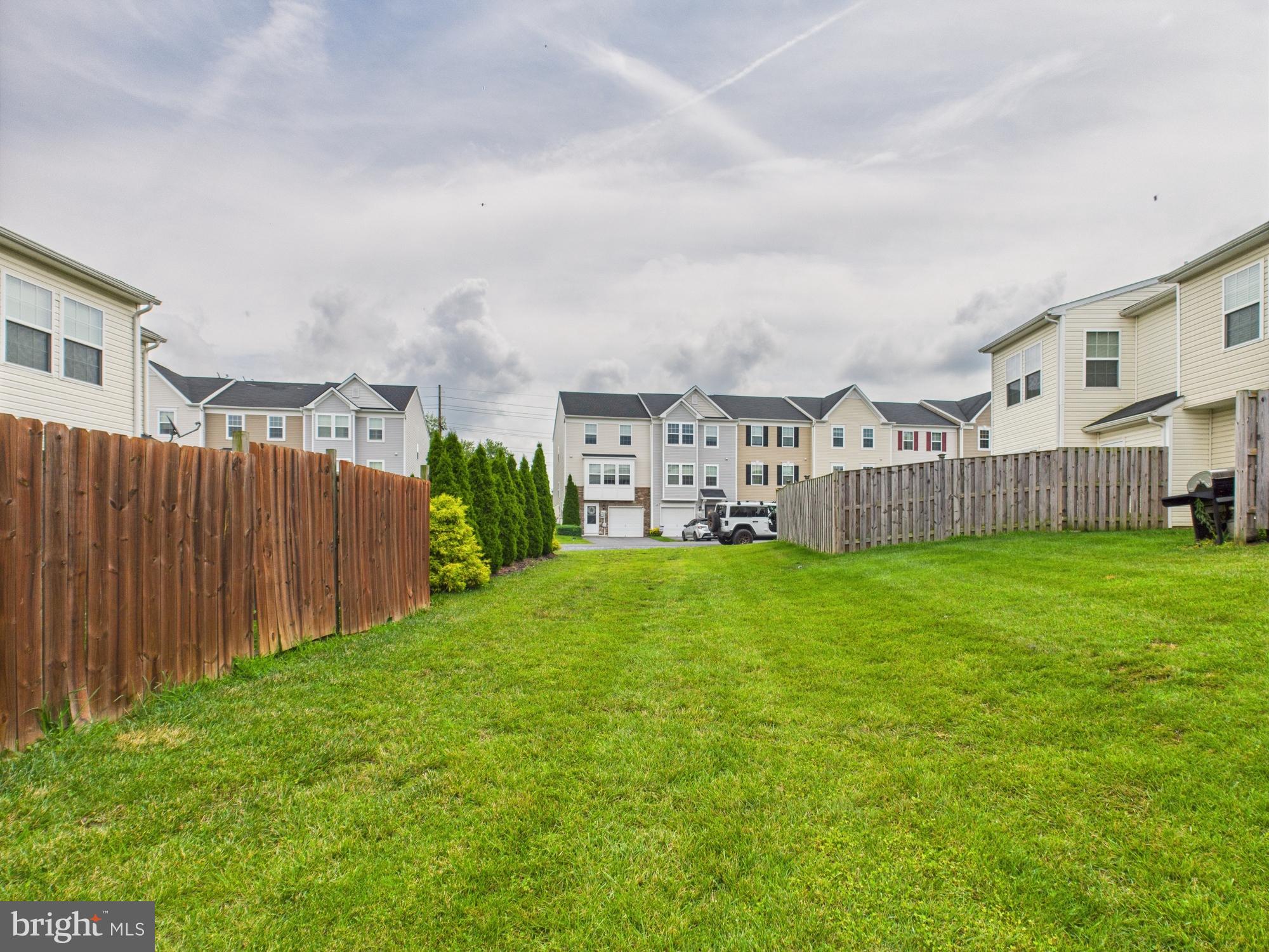 MANOR PARK - Residential