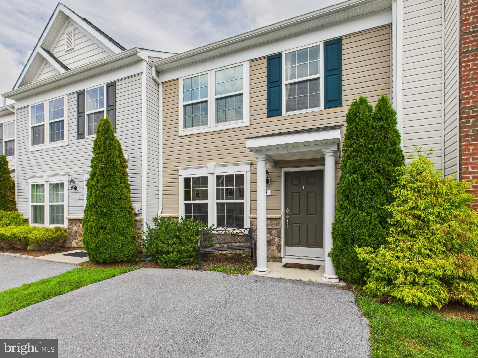 MANOR PARK - Residential