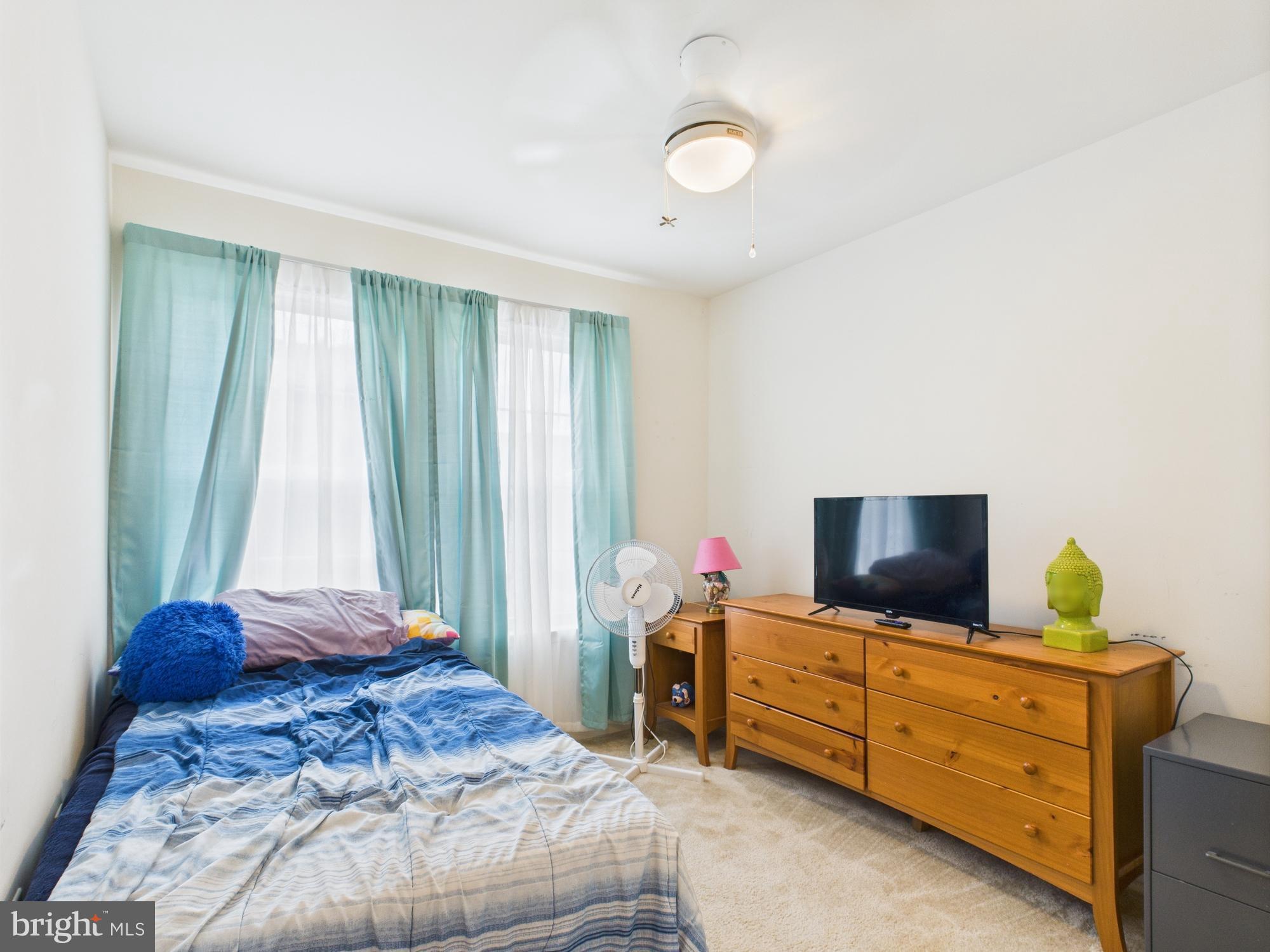 MANOR PARK - Residential