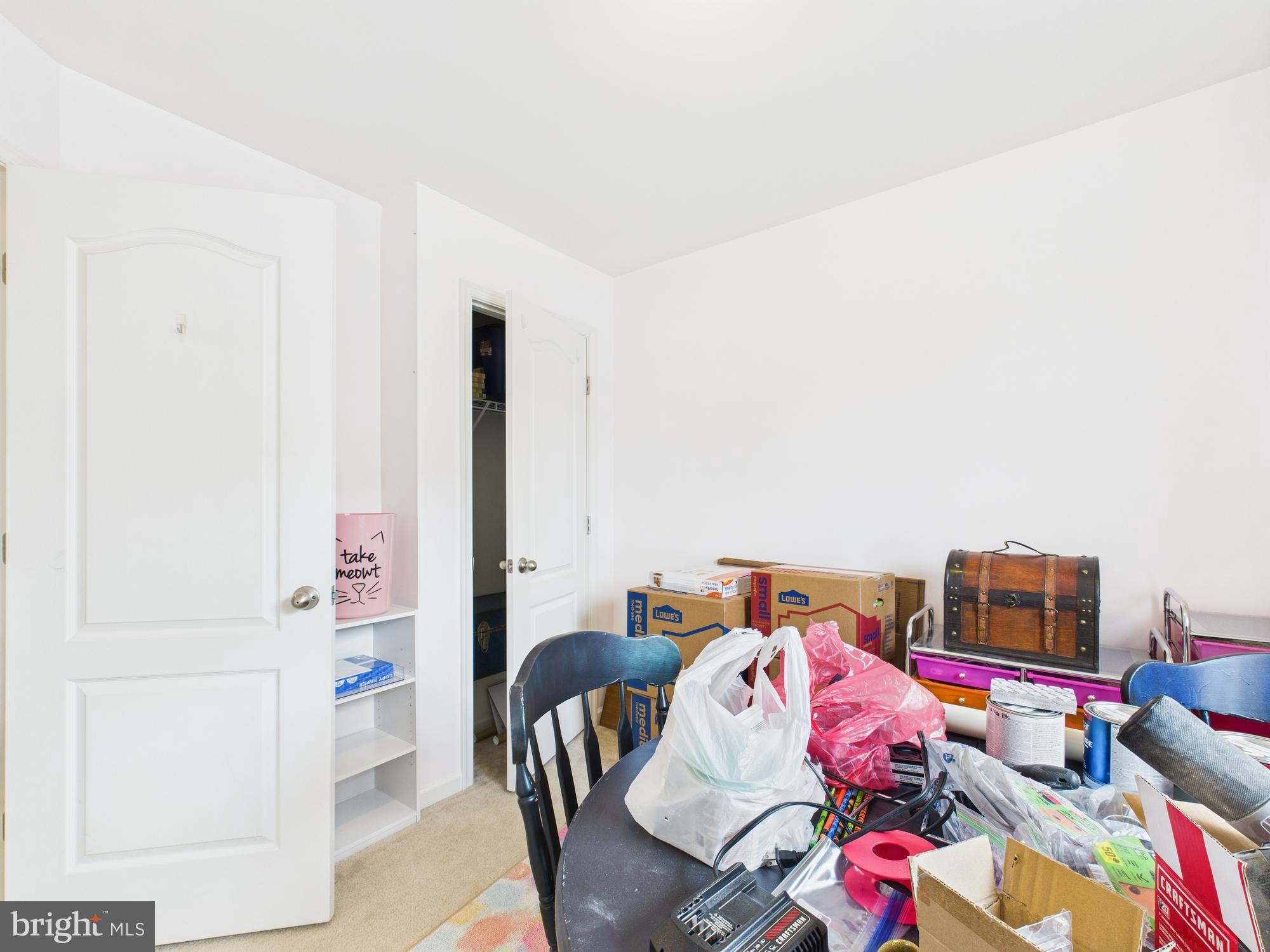 MANOR PARK - Residential