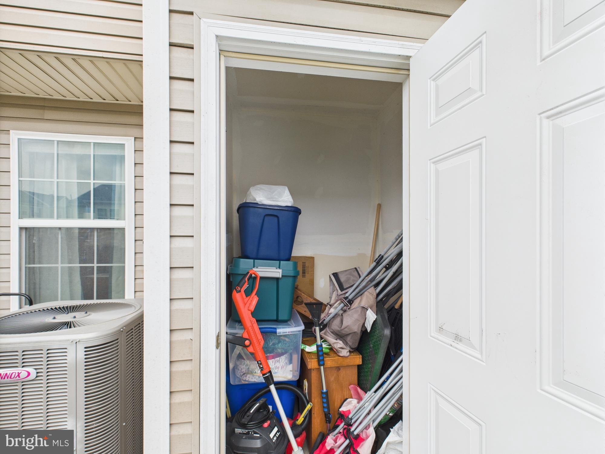 MANOR PARK - Residential