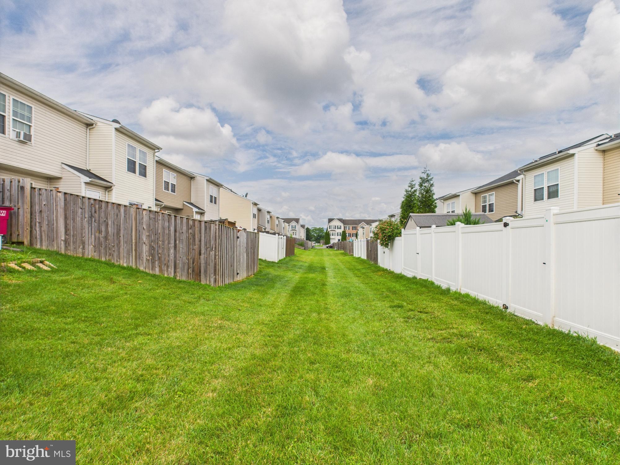 MANOR PARK - Residential