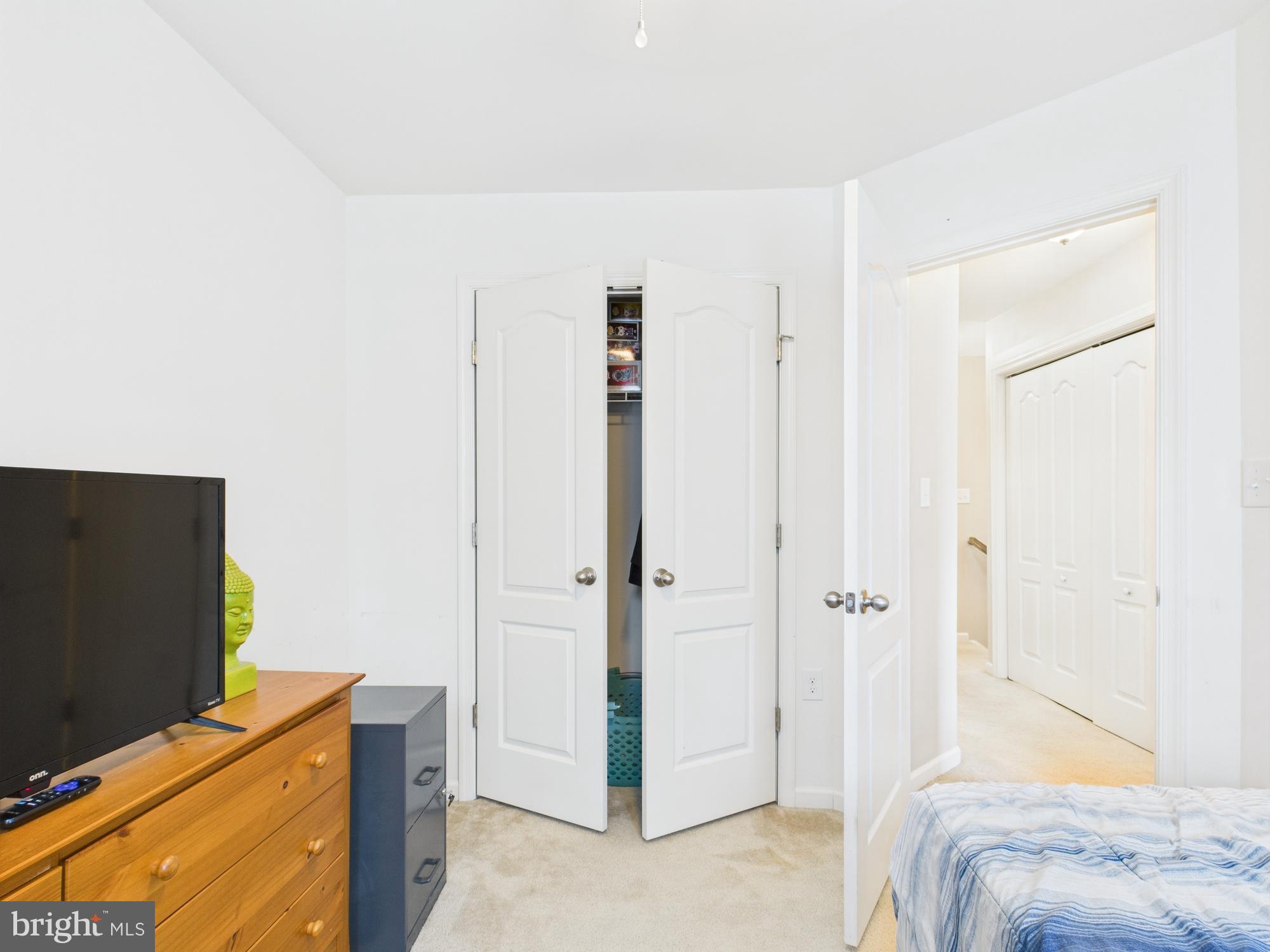 MANOR PARK - Residential