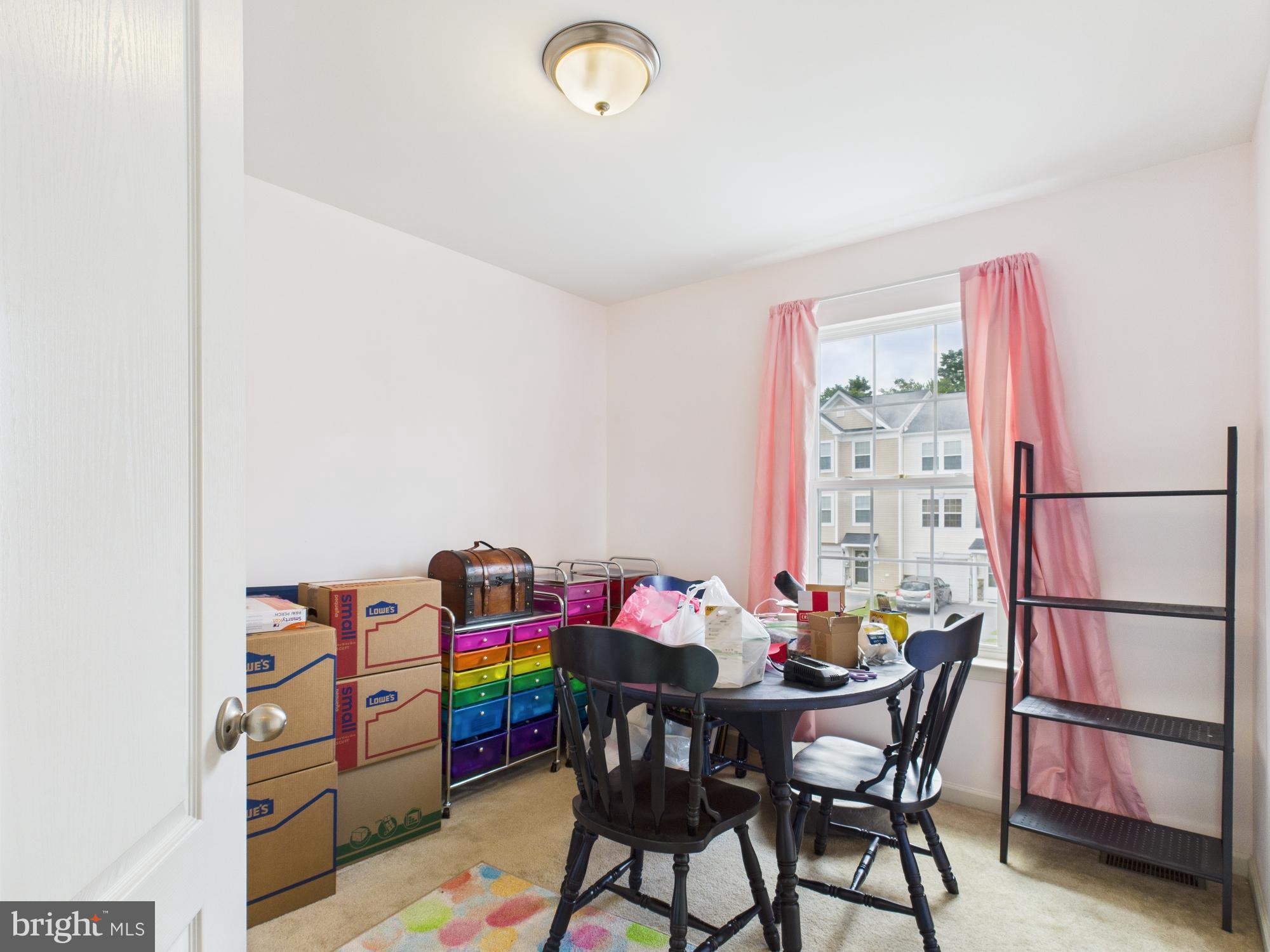 MANOR PARK - Residential