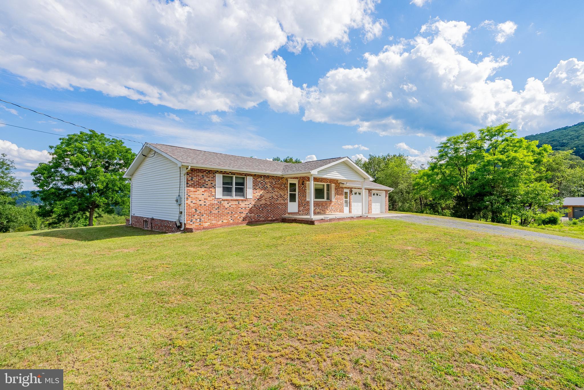 162 STRATUS DRIVE