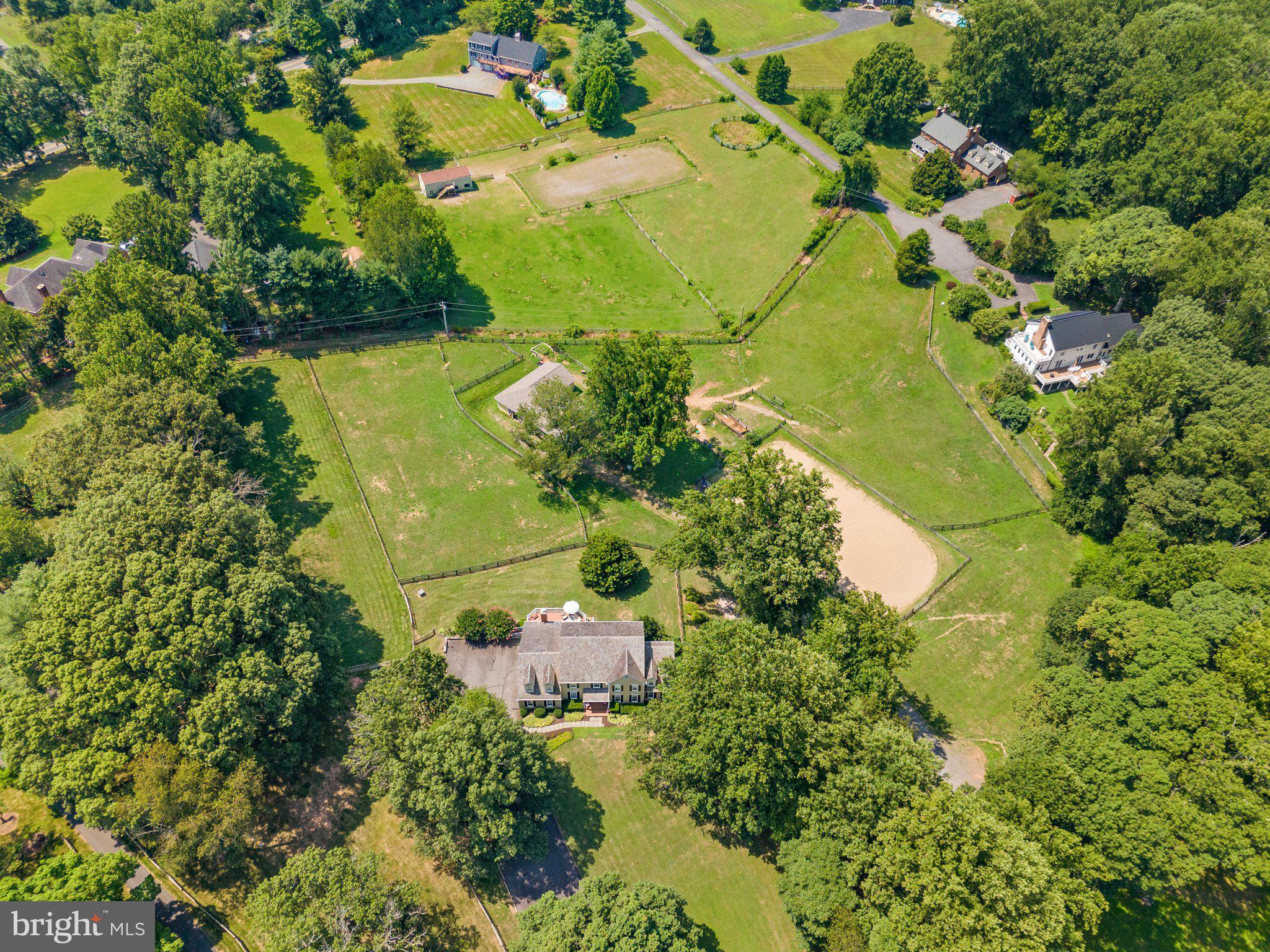 REDLAC FOREST - Residential