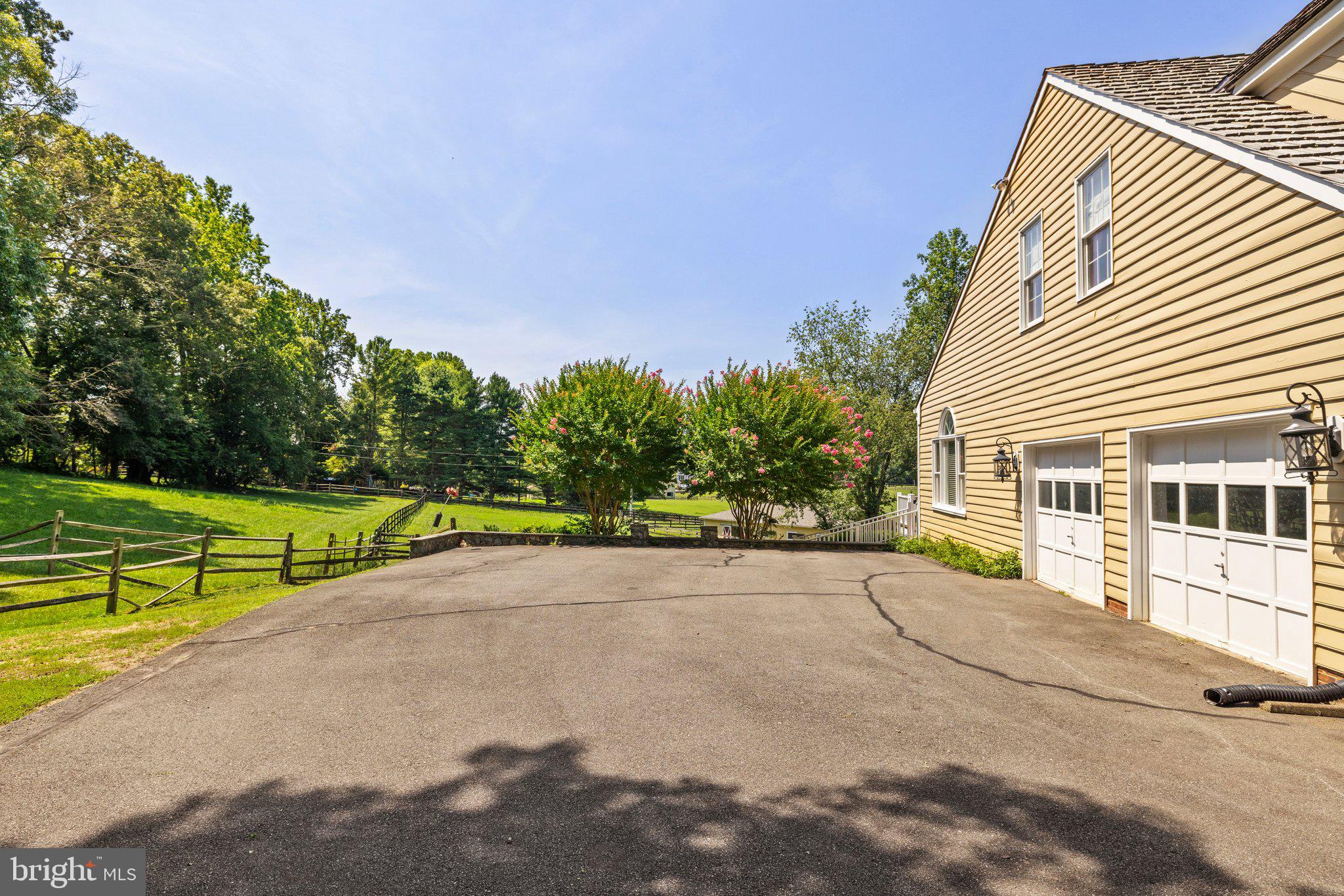 REDLAC FOREST - Residential