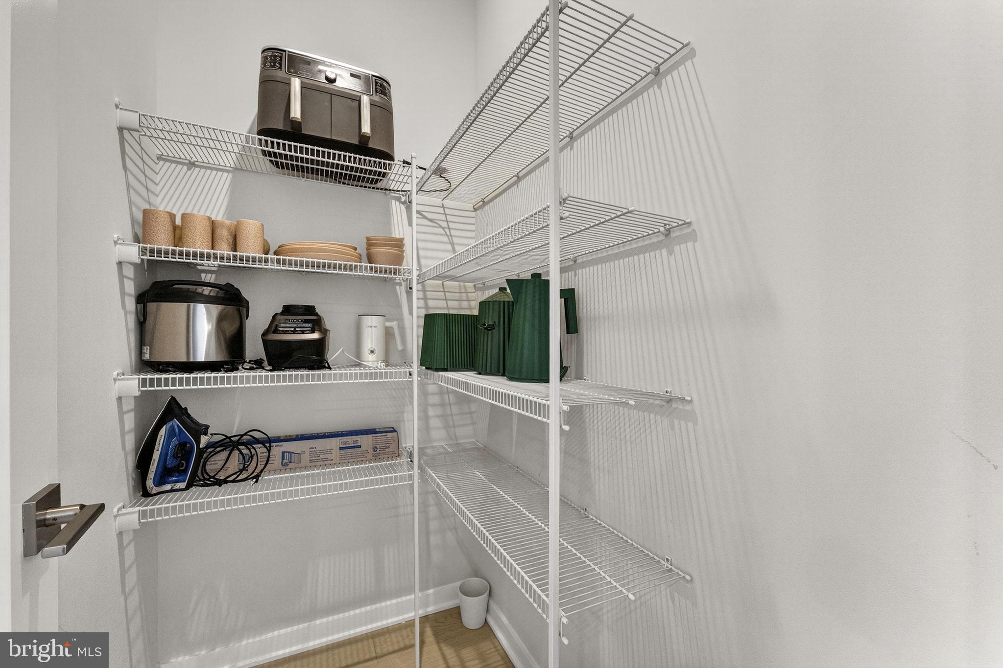 METRO WALK AT MOOREFIELD STATION - Residential