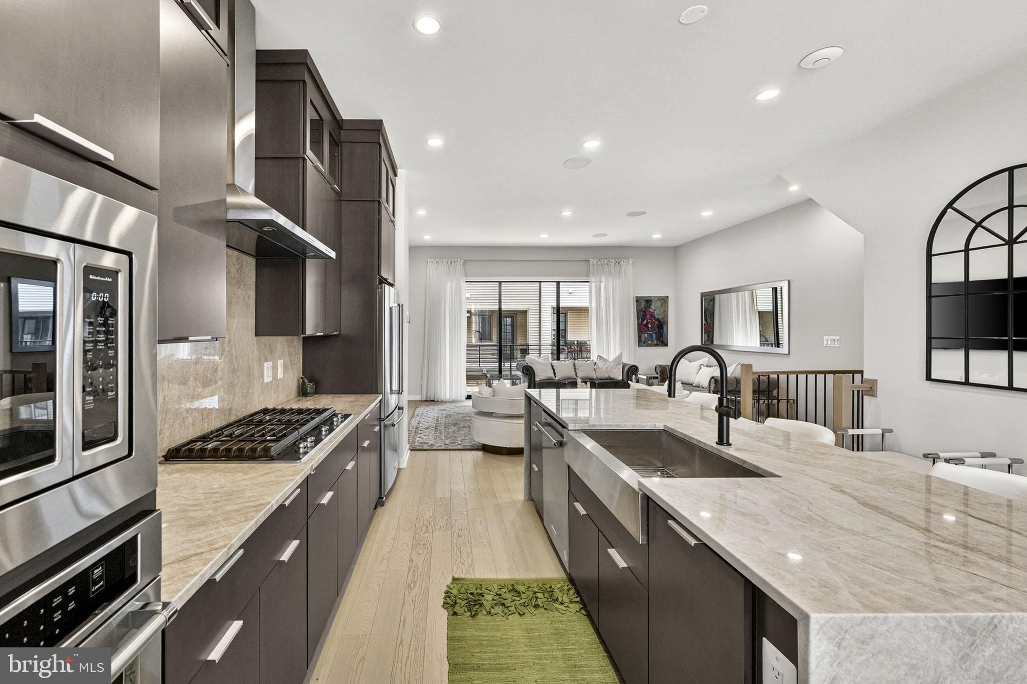 METRO WALK AT MOOREFIELD STATION - Residential