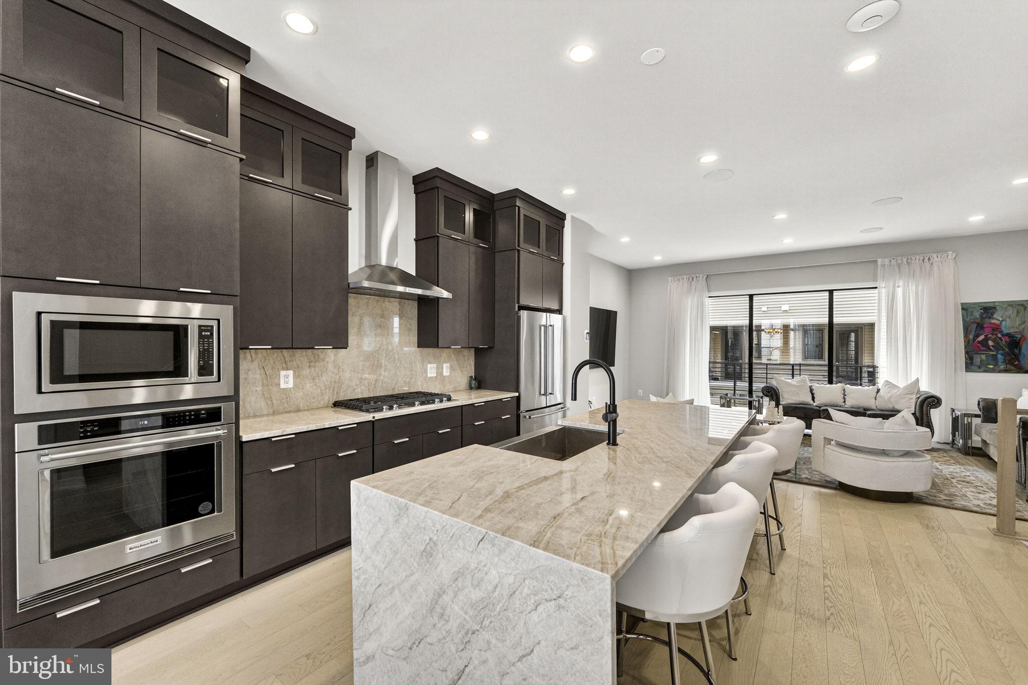 METRO WALK AT MOOREFIELD STATION - Residential