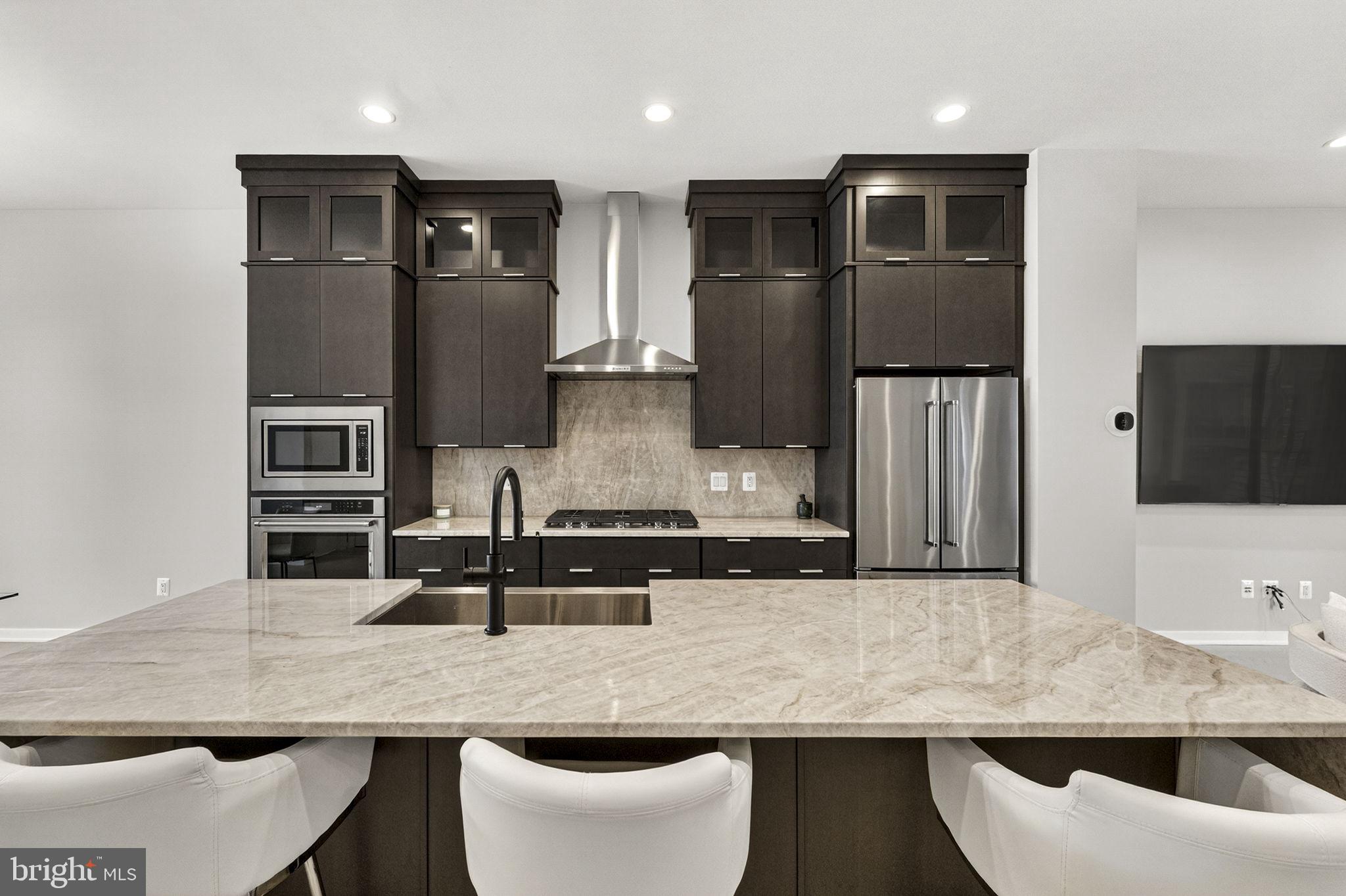 METRO WALK AT MOOREFIELD STATION - Residential