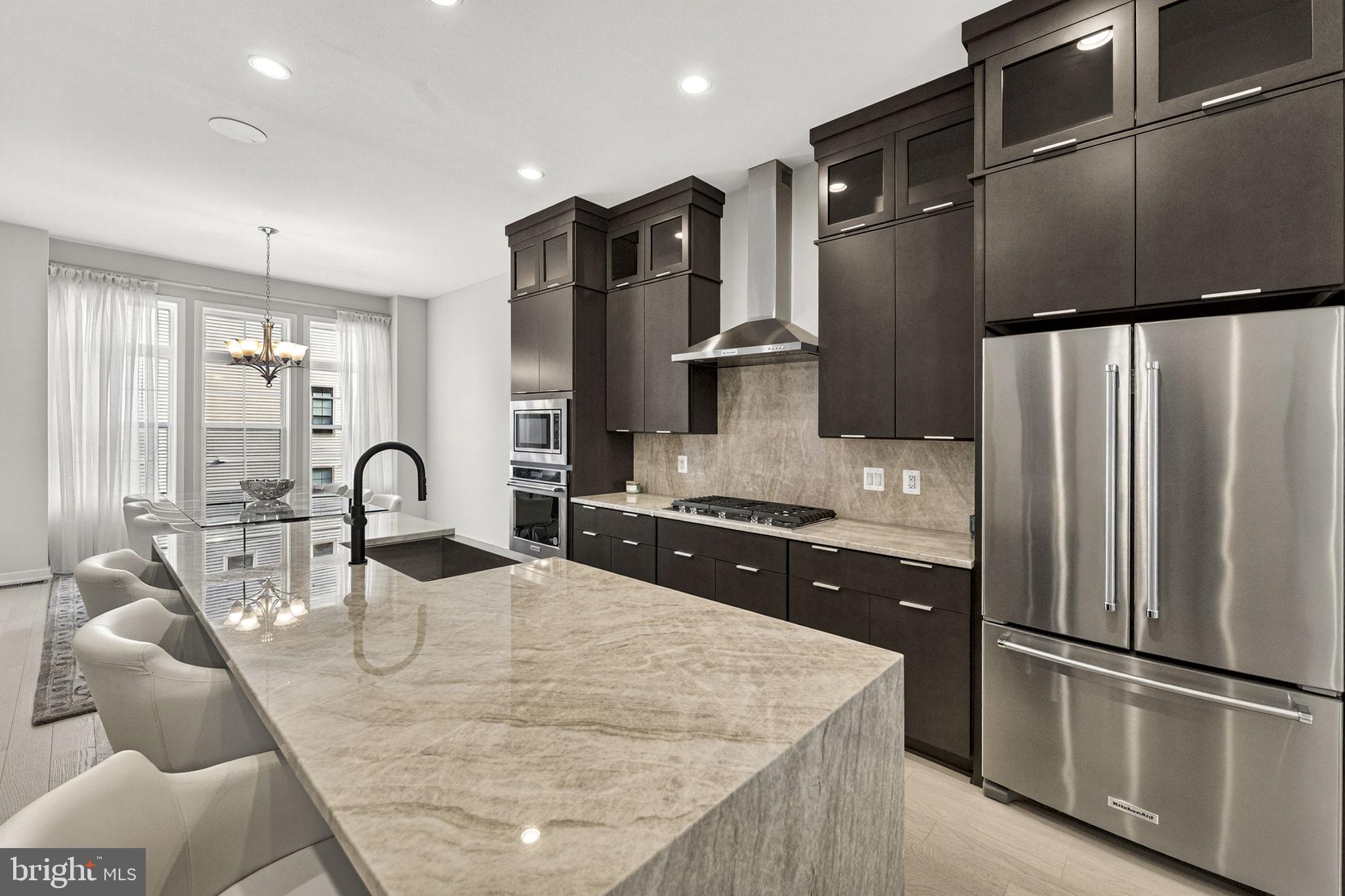 METRO WALK AT MOOREFIELD STATION - Residential