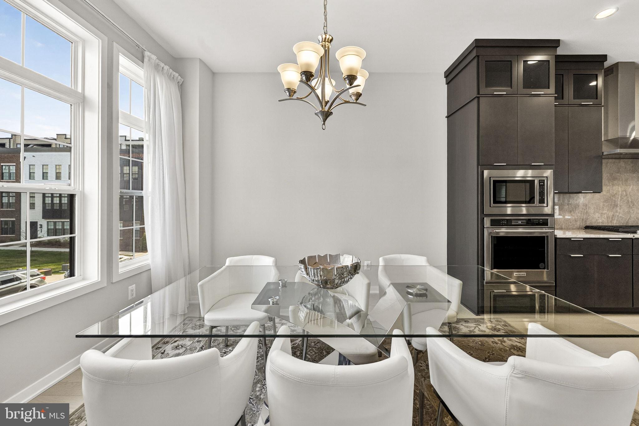 METRO WALK AT MOOREFIELD STATION - Residential