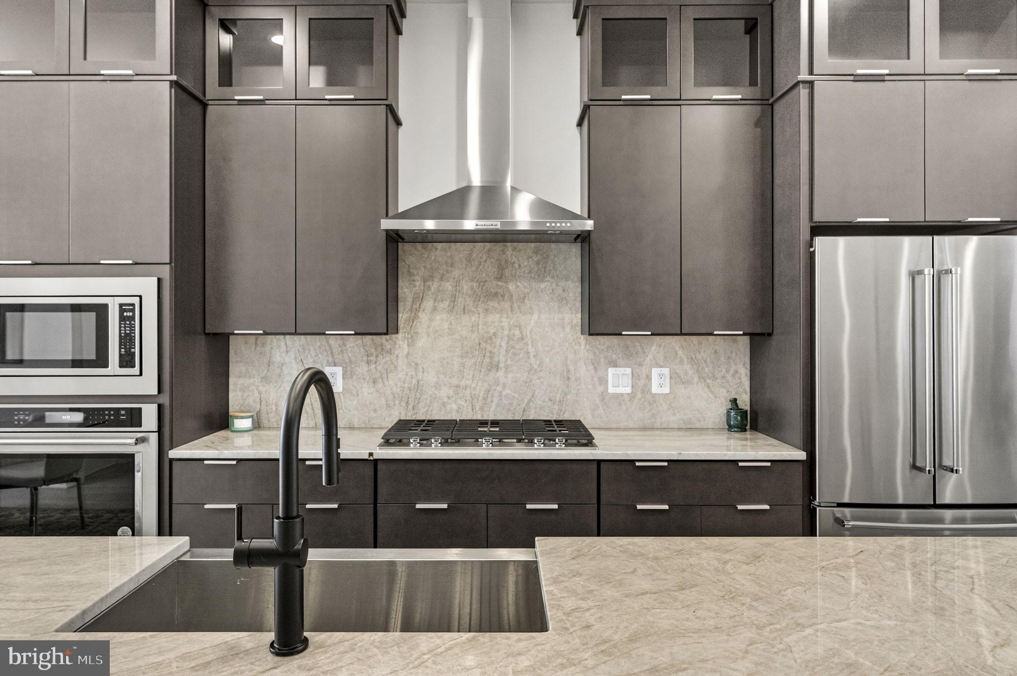 METRO WALK AT MOOREFIELD STATION - Residential