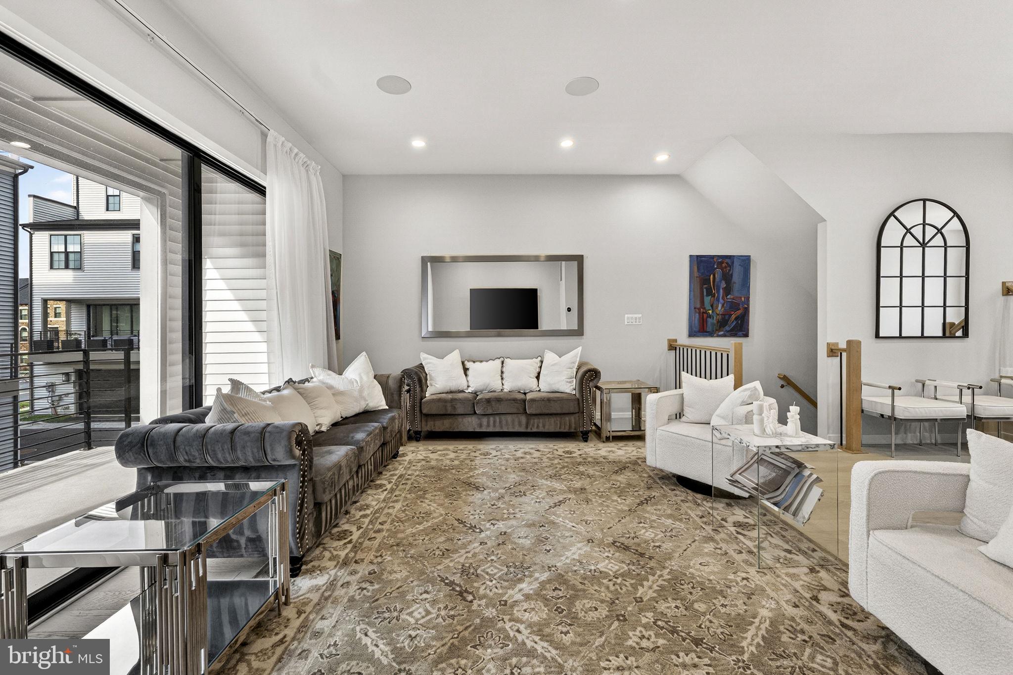 METRO WALK AT MOOREFIELD STATION - Residential