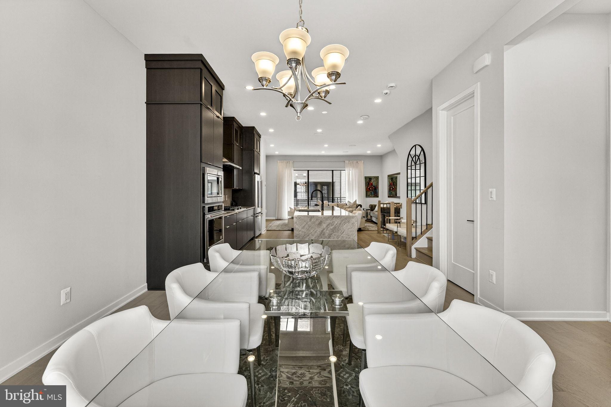 METRO WALK AT MOOREFIELD STATION - Residential