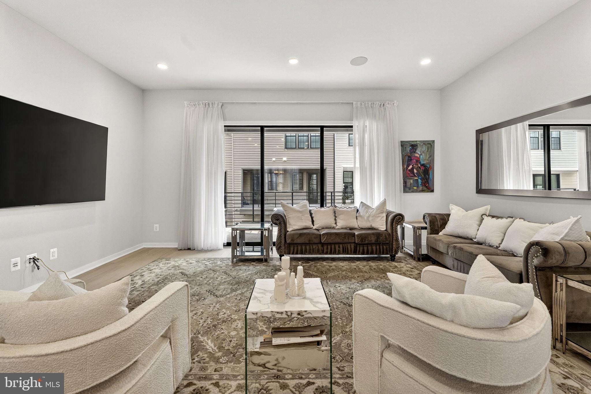 METRO WALK AT MOOREFIELD STATION - Residential