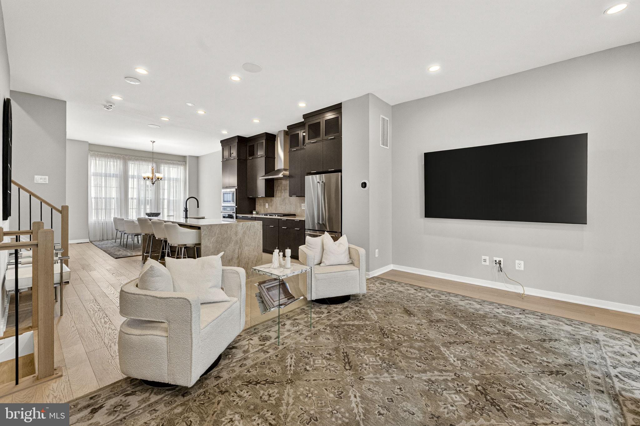 METRO WALK AT MOOREFIELD STATION - Residential