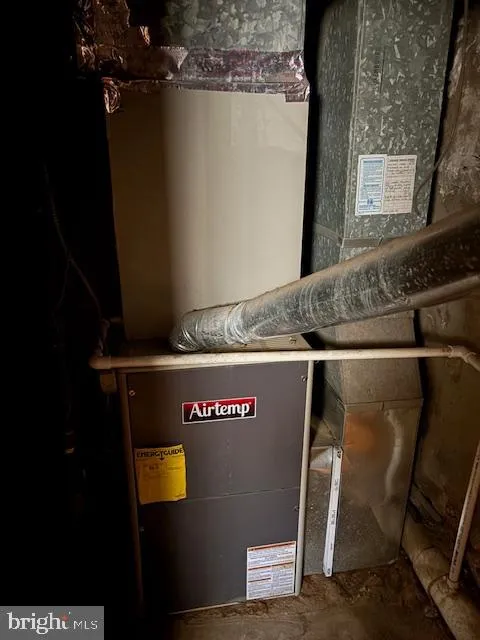 Philadelphia, Pennsylvania 19146, United States, 3 Bedrooms Bedrooms, ,2 BathroomsBathrooms,Residential,Active,128917