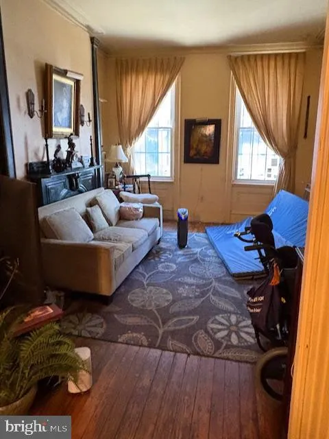 Philadelphia, Pennsylvania 19146, United States, 3 Bedrooms Bedrooms, ,2 BathroomsBathrooms,Residential,Active,128917