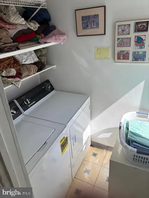 Philadelphia, Pennsylvania 19146, United States, 3 Bedrooms Bedrooms, ,2 BathroomsBathrooms,Residential,Active,128917