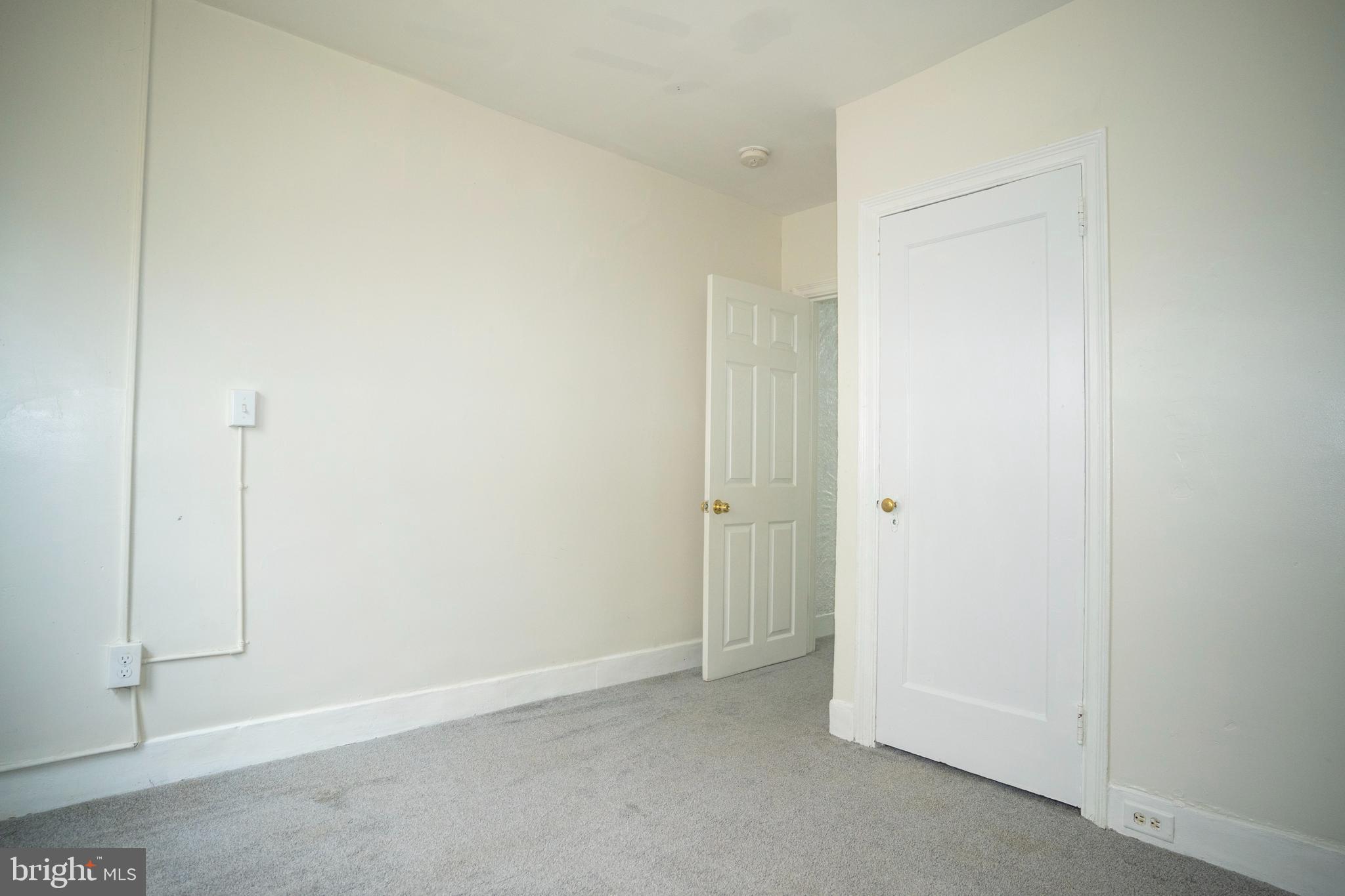 SAINT JOSEPHS - Residential Lease