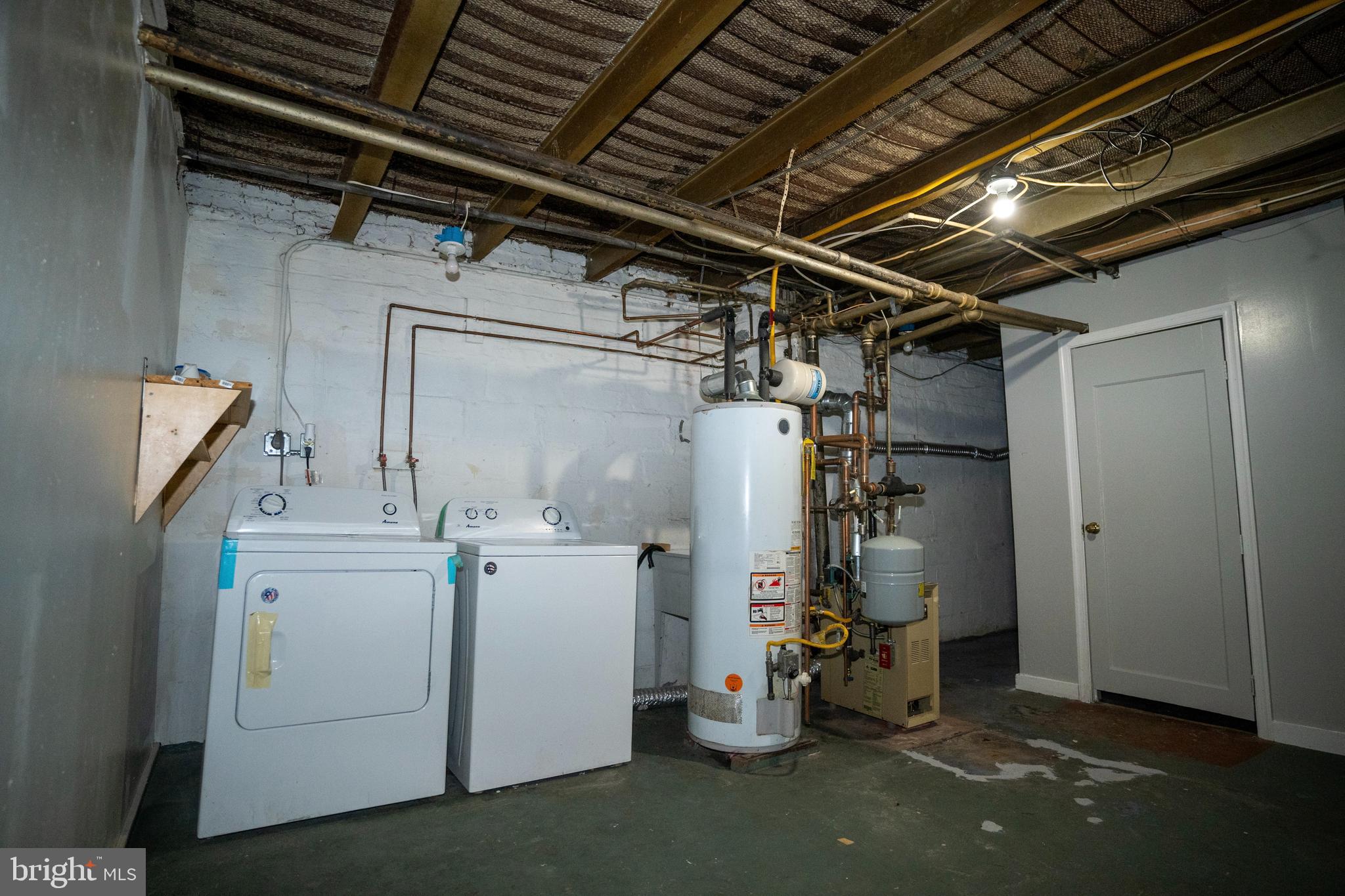 SAINT JOSEPHS - Residential Lease