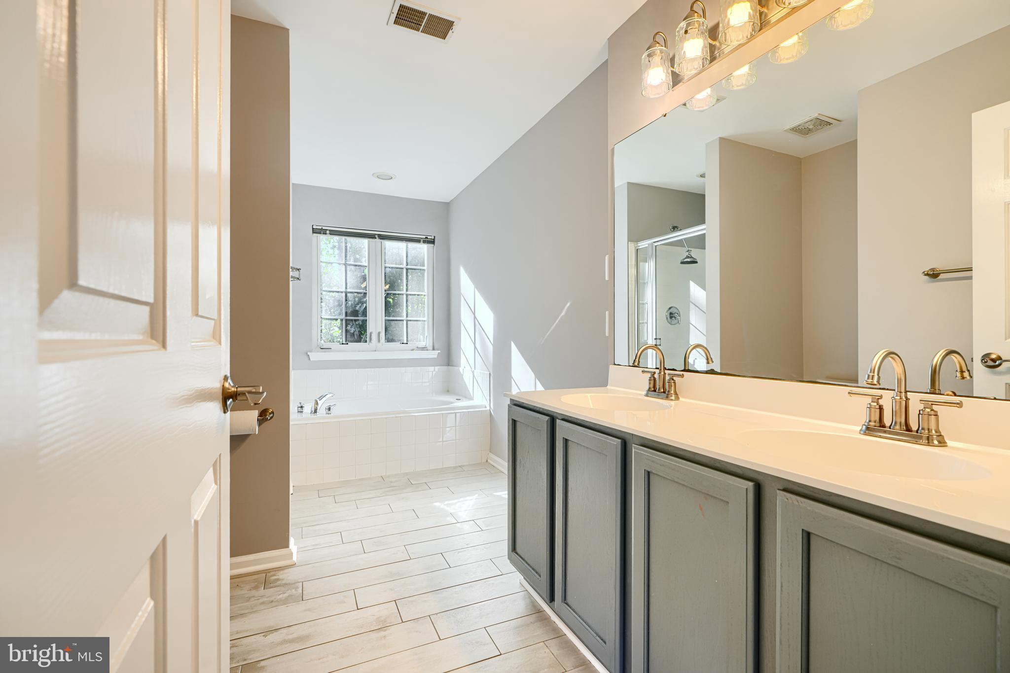 HONEYGO RIDGE - Residential