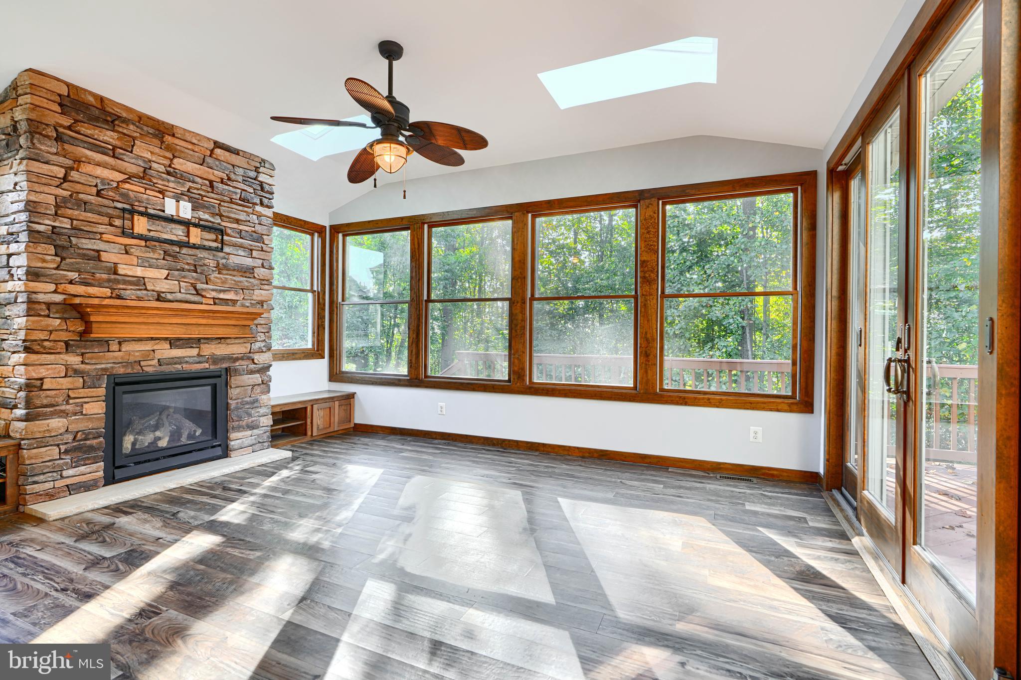 HONEYGO RIDGE - Residential