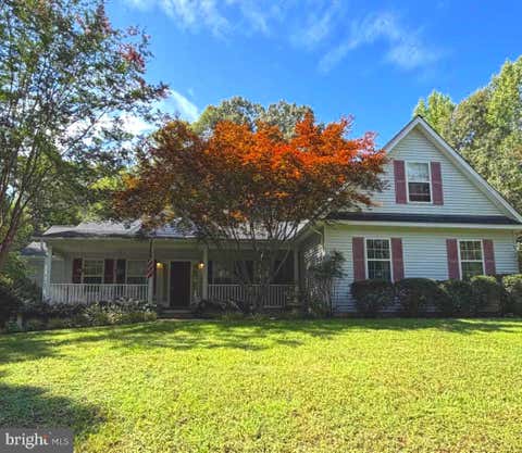 Homes For Sale - 8175 Elizabeth Lane<br/> LA PLATA, MD 20646