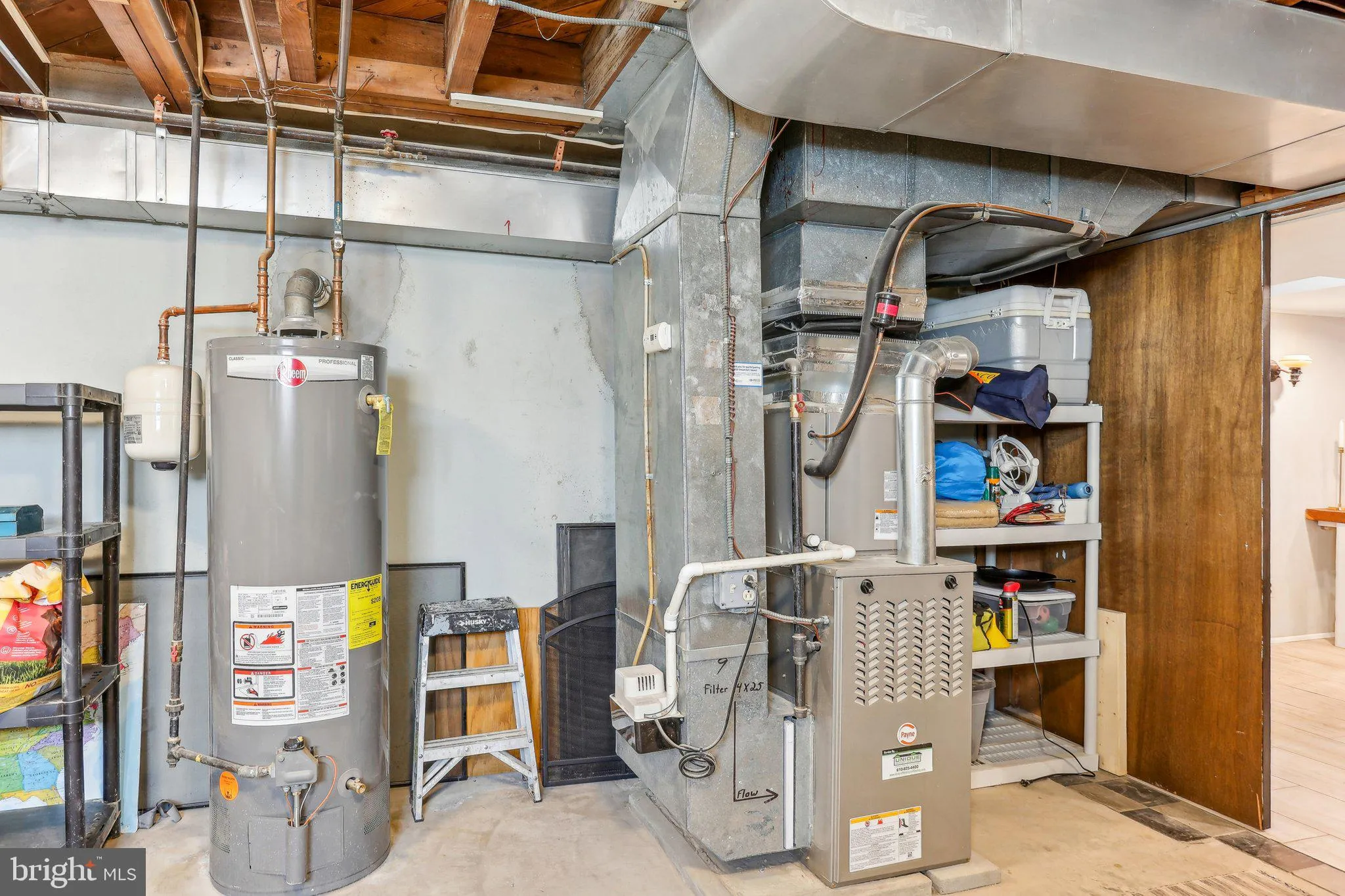 Philadelphia, Pennsylvania 19118, United States, 3 Bedrooms Bedrooms, ,3 BathroomsBathrooms,Residential,Contingent,86682