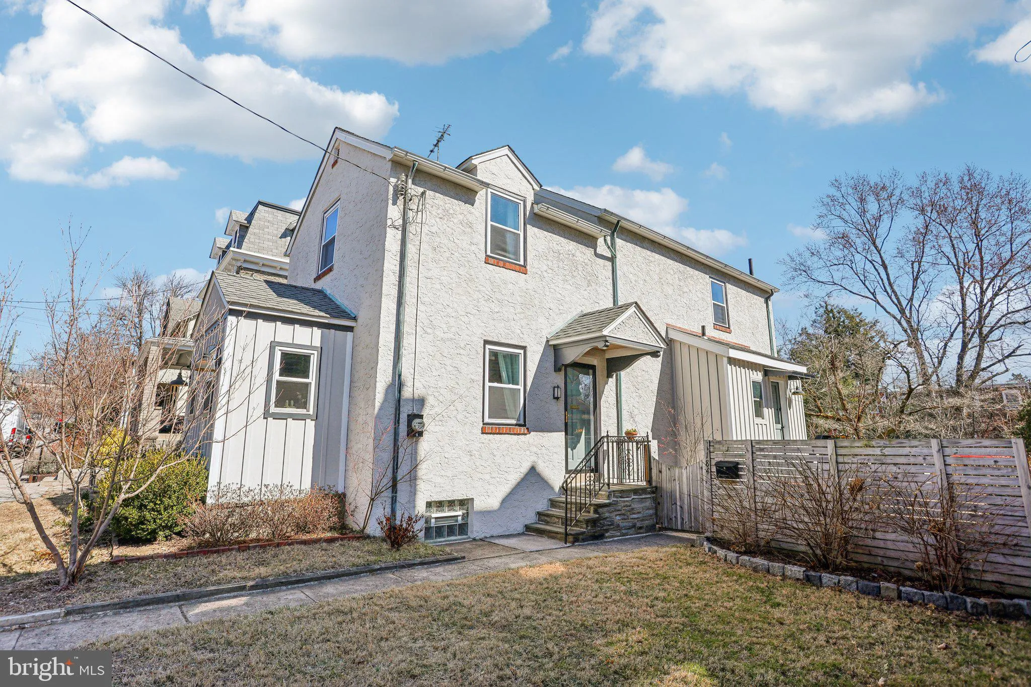 Philadelphia, Pennsylvania 19118, United States, 3 Bedrooms Bedrooms, ,3 BathroomsBathrooms,Residential,Contingent,86682