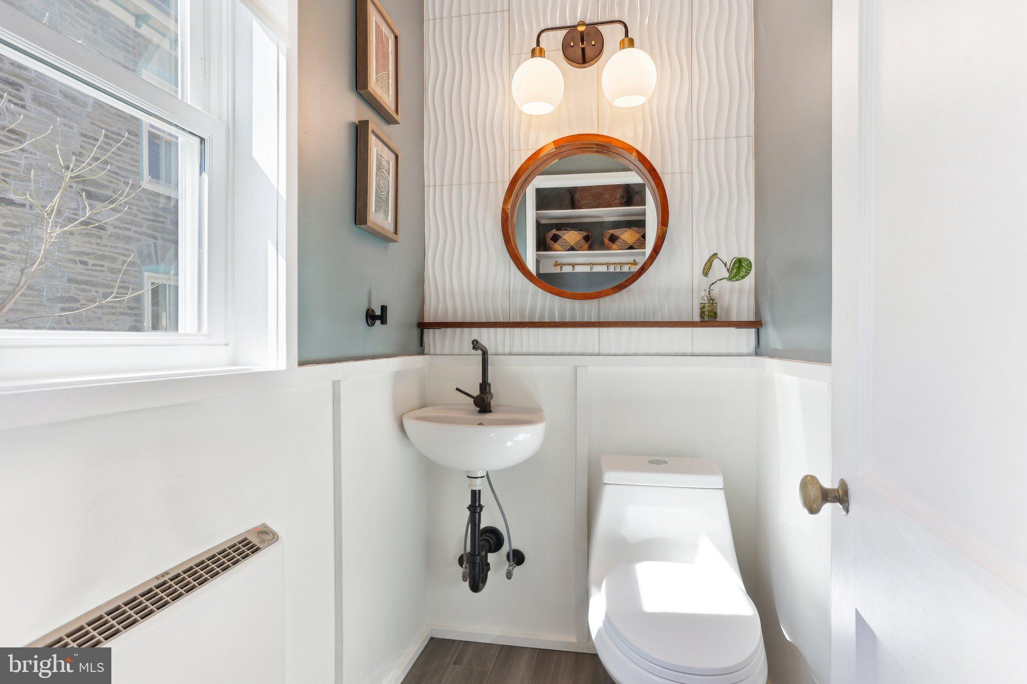 CHESTNUT HILL - Residential