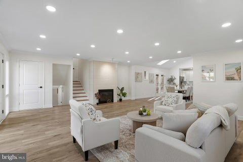 Photo of 7309 Leesville Boulevard, SPRINGFIELD, VA 22151 (MLS # VAFX2343216)