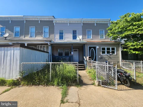 MLS: MDBA2215422