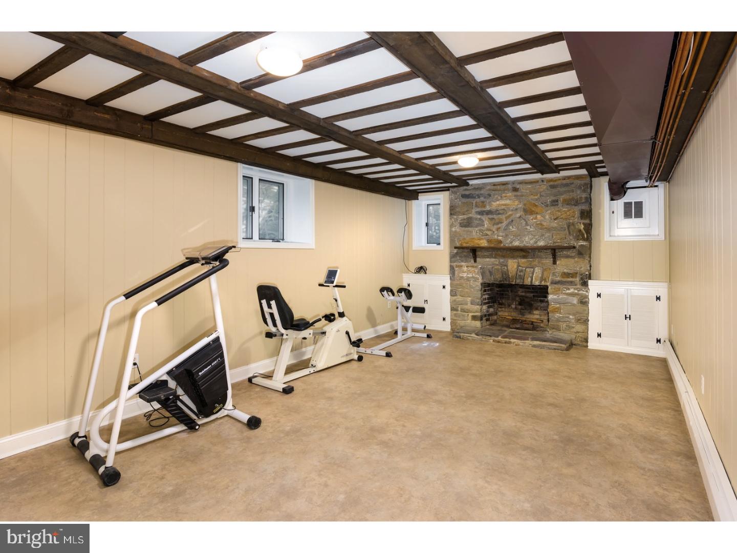 WYNNEWOOD - Residential