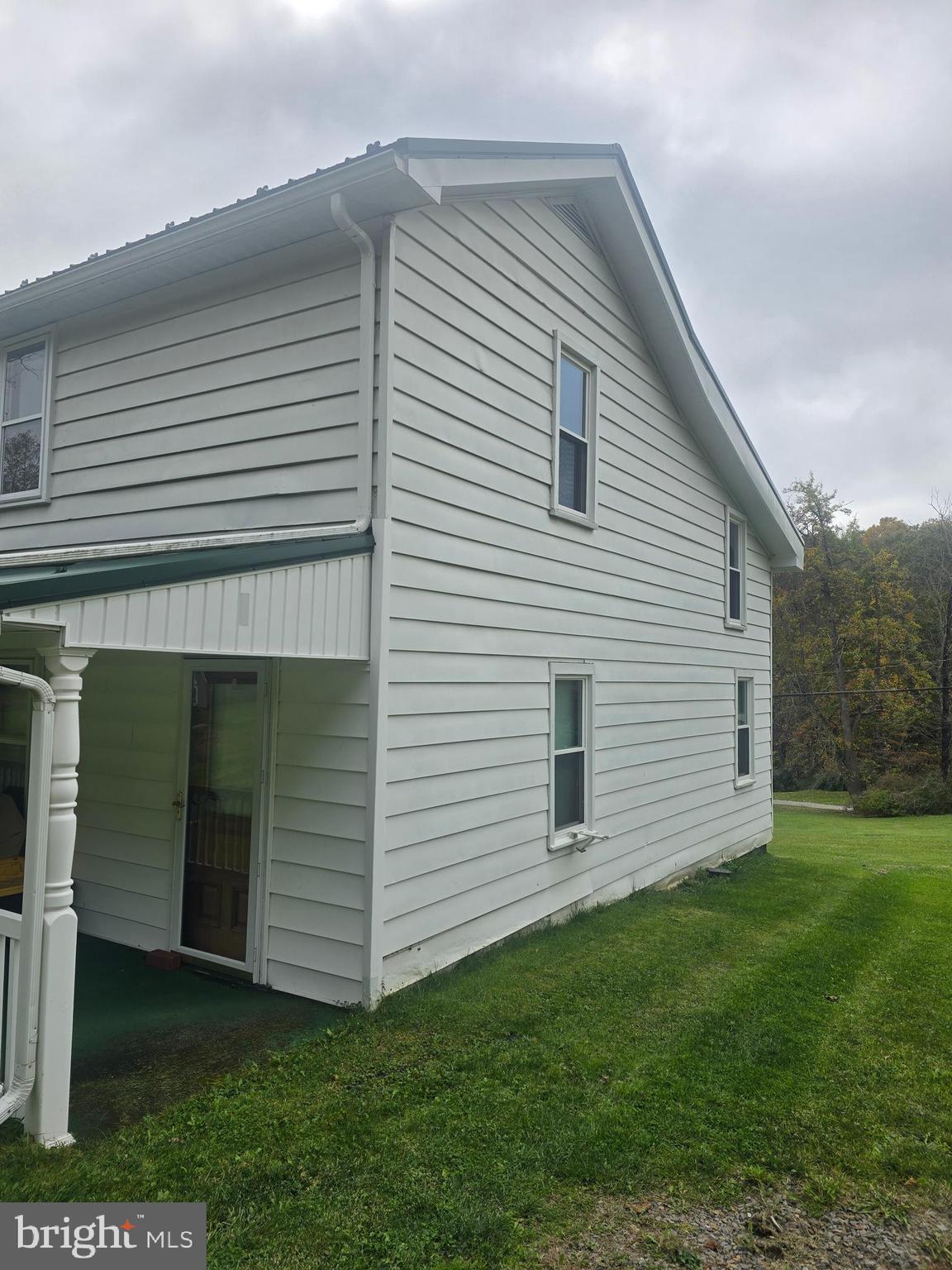 11119 HILL SIDE DRIVE