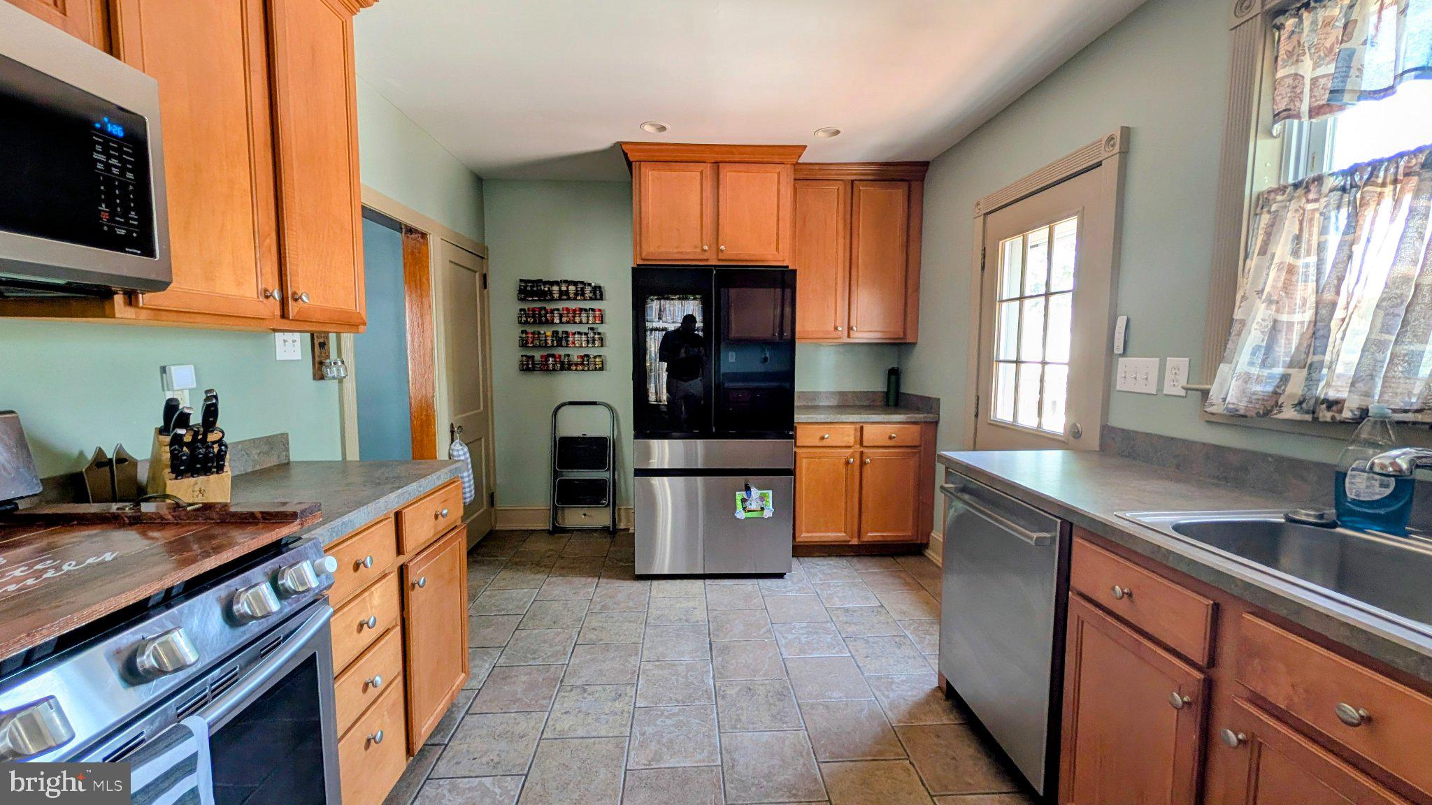 MILMONT PARK - Residential