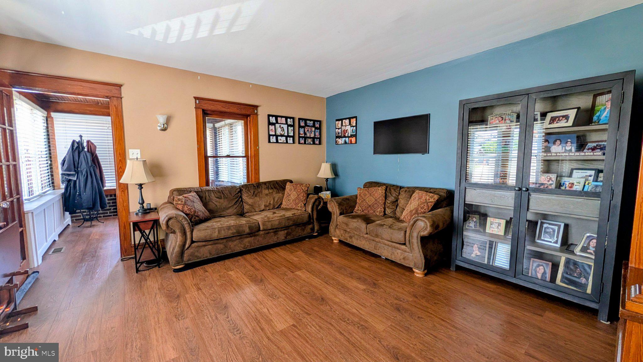 MILMONT PARK - Residential